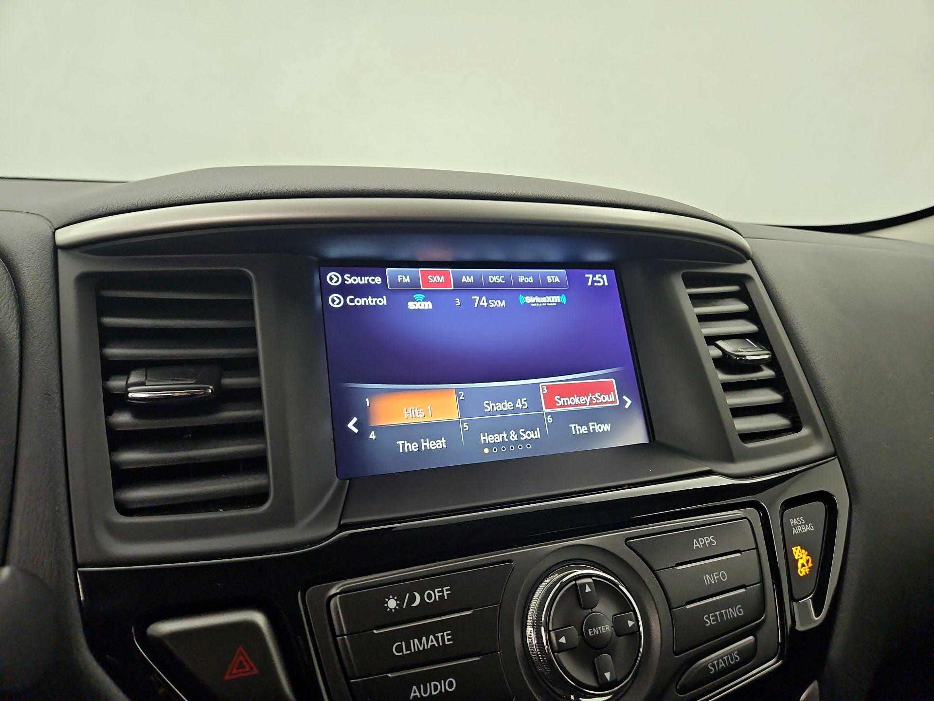 Thumbnail: 2020 Nissan Pathfinder - 15