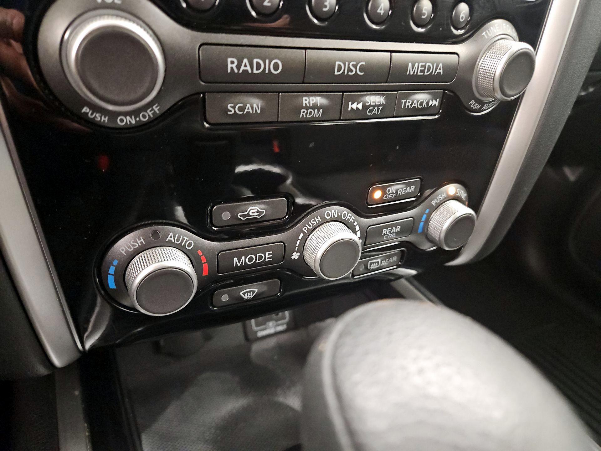 Thumbnail: 2020 Nissan Pathfinder - 16