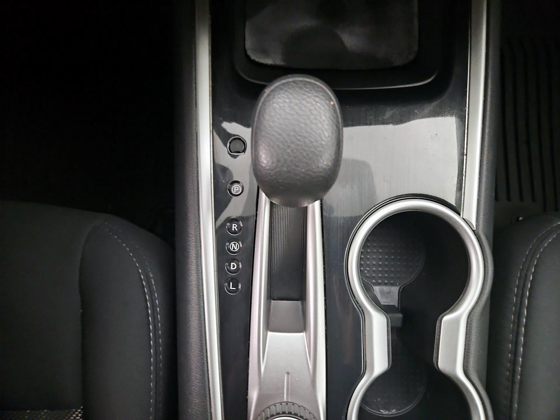 Thumbnail: 2020 Nissan Pathfinder - 17