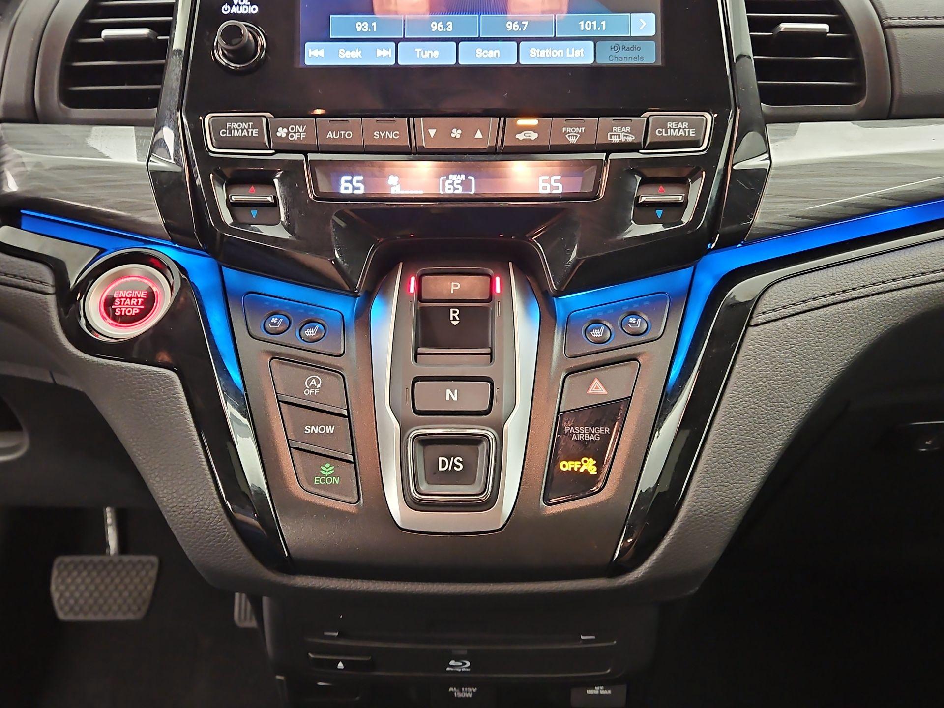 Thumbnail: 2023 Honda Odyssey - 18