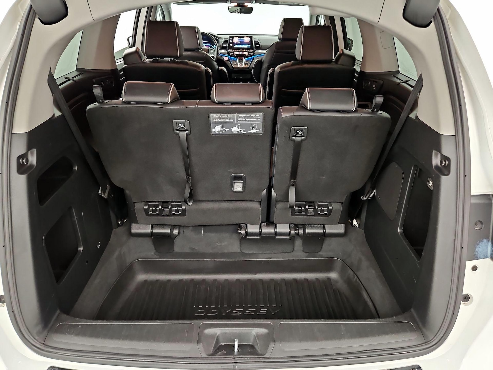 2023 Honda Odyssey Elite - Photo 24