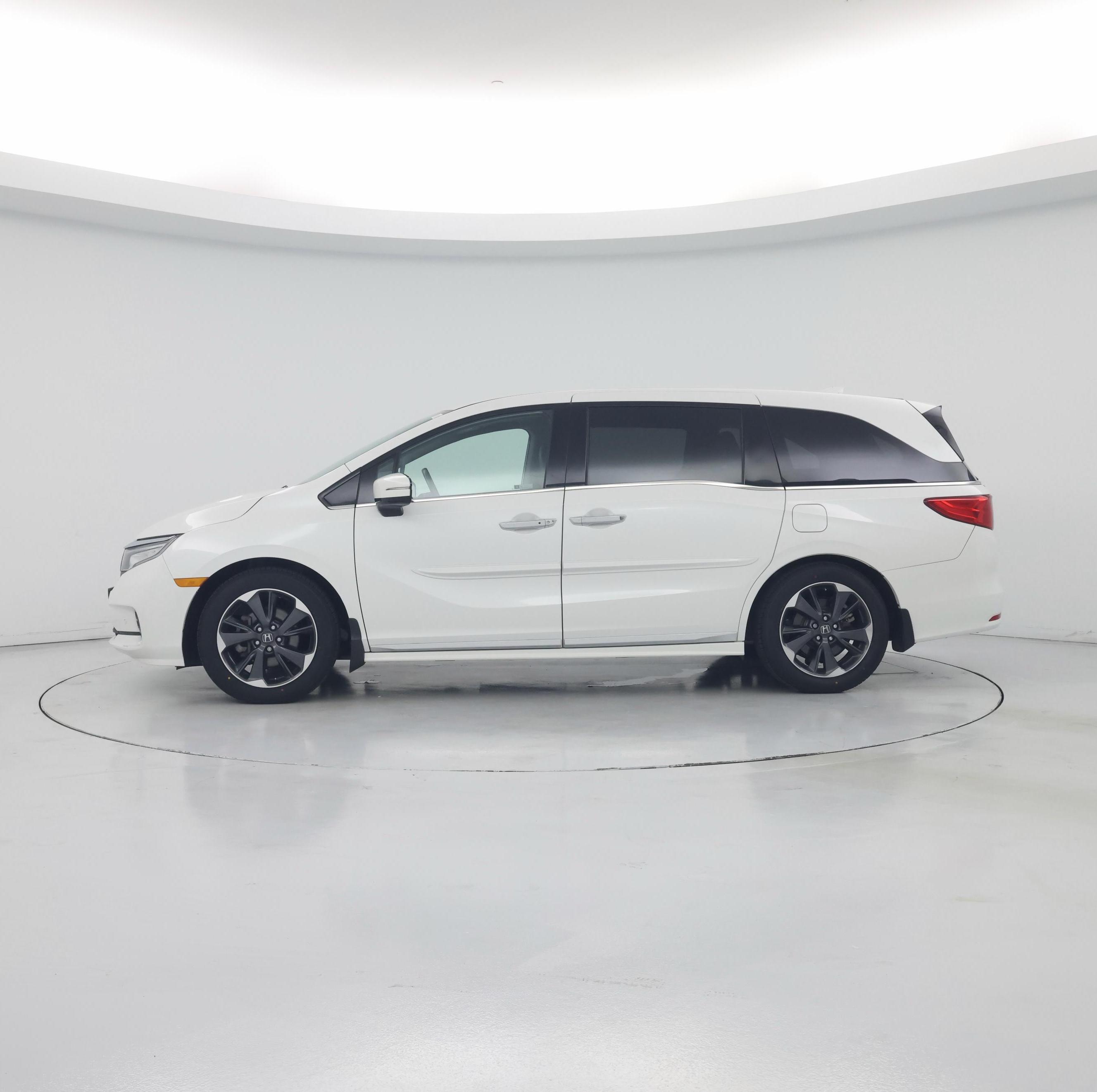 Thumbnail: 2023 Honda Odyssey - 3