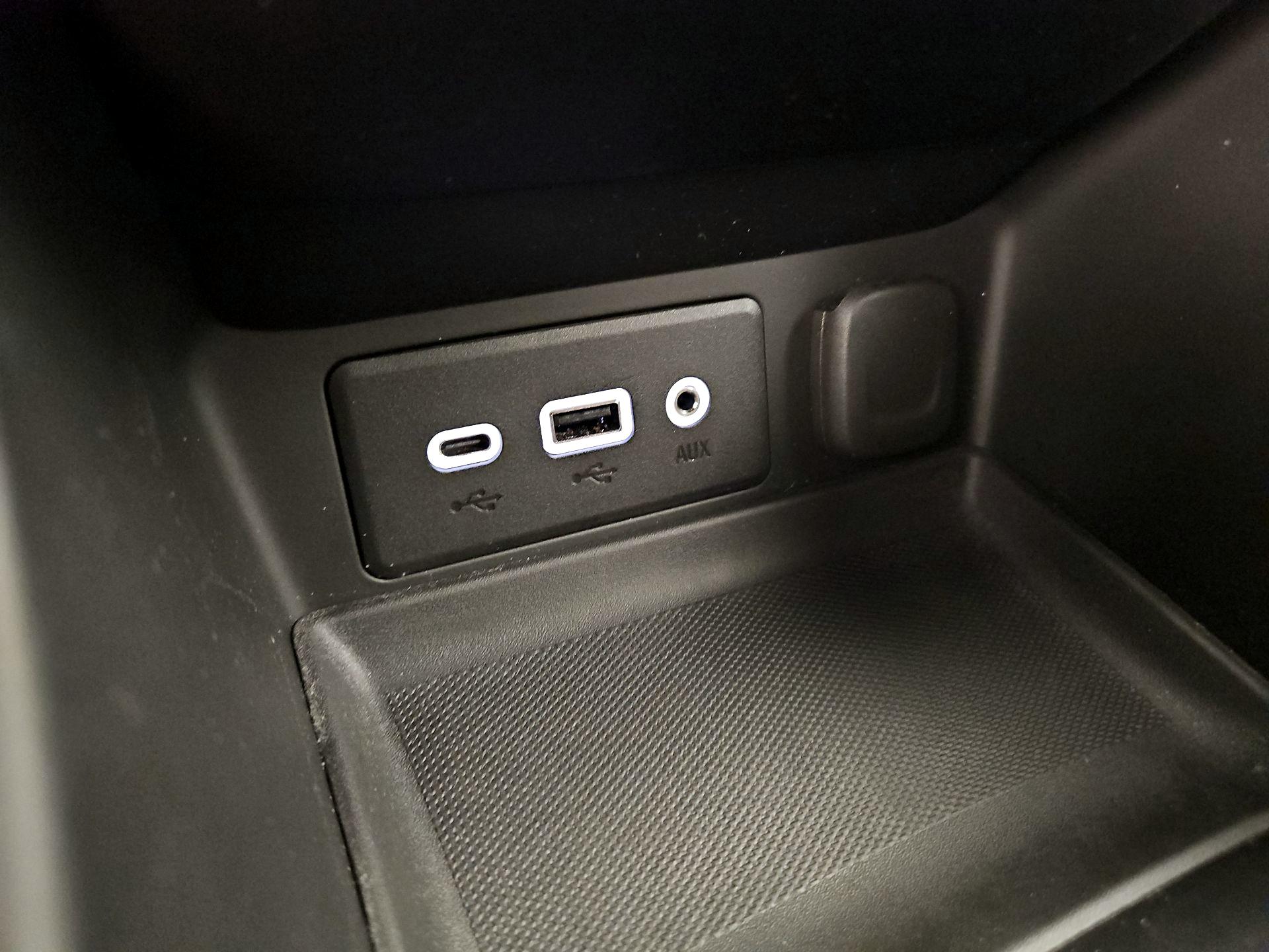 Thumbnail: 2022 GMC Terrain - 18