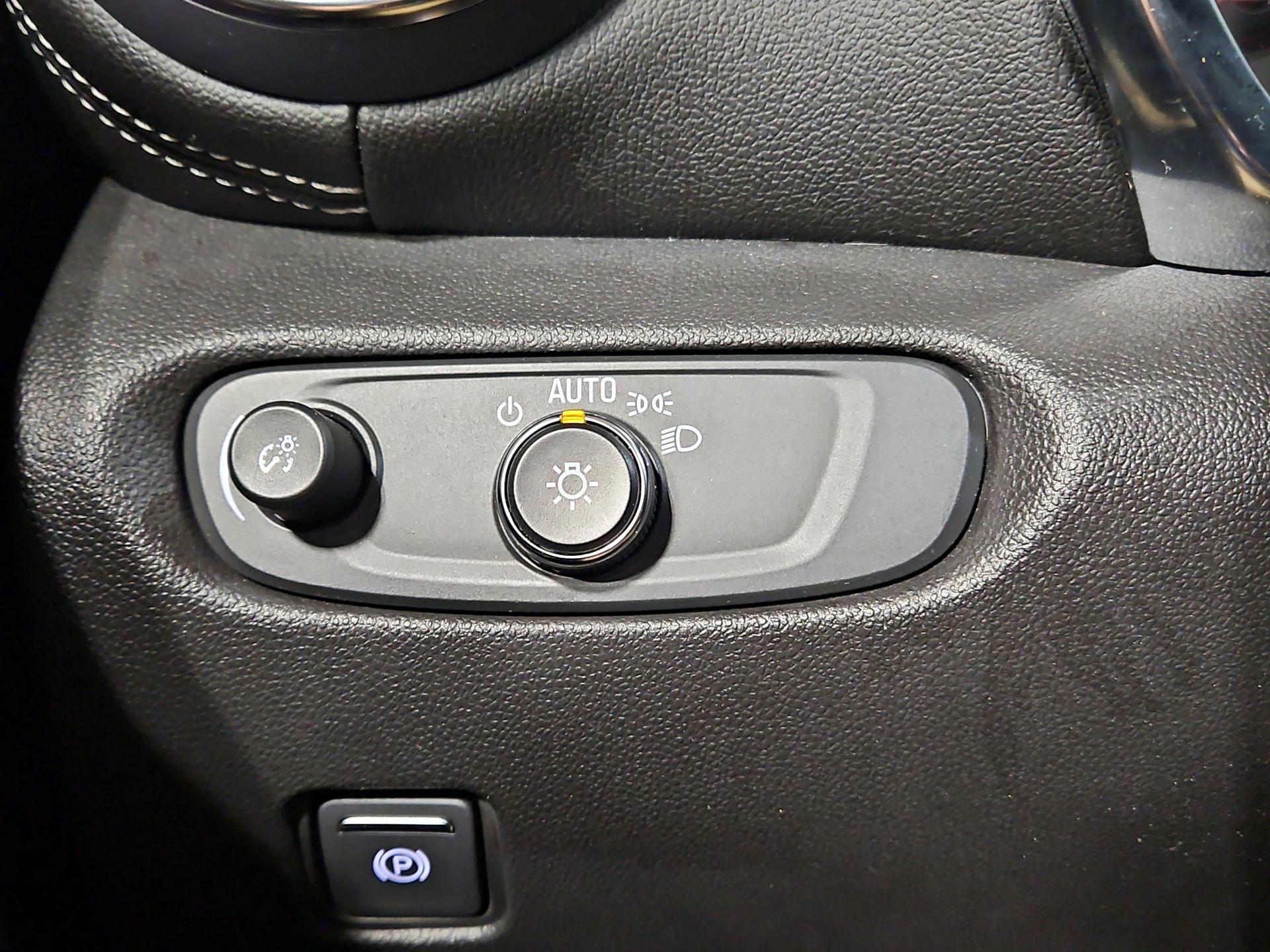 Thumbnail: 2023 Chevrolet Blazer - 13