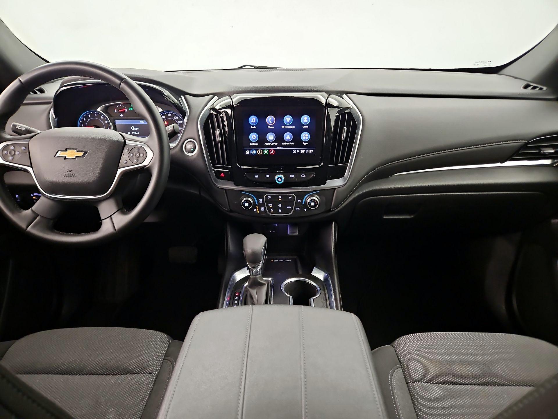 Thumbnail: 2023 Chevrolet Traverse - 9