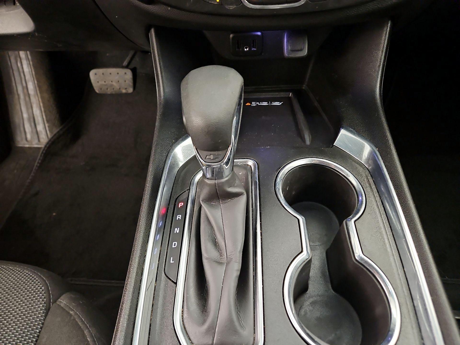 Thumbnail: 2023 Chevrolet Traverse - 17