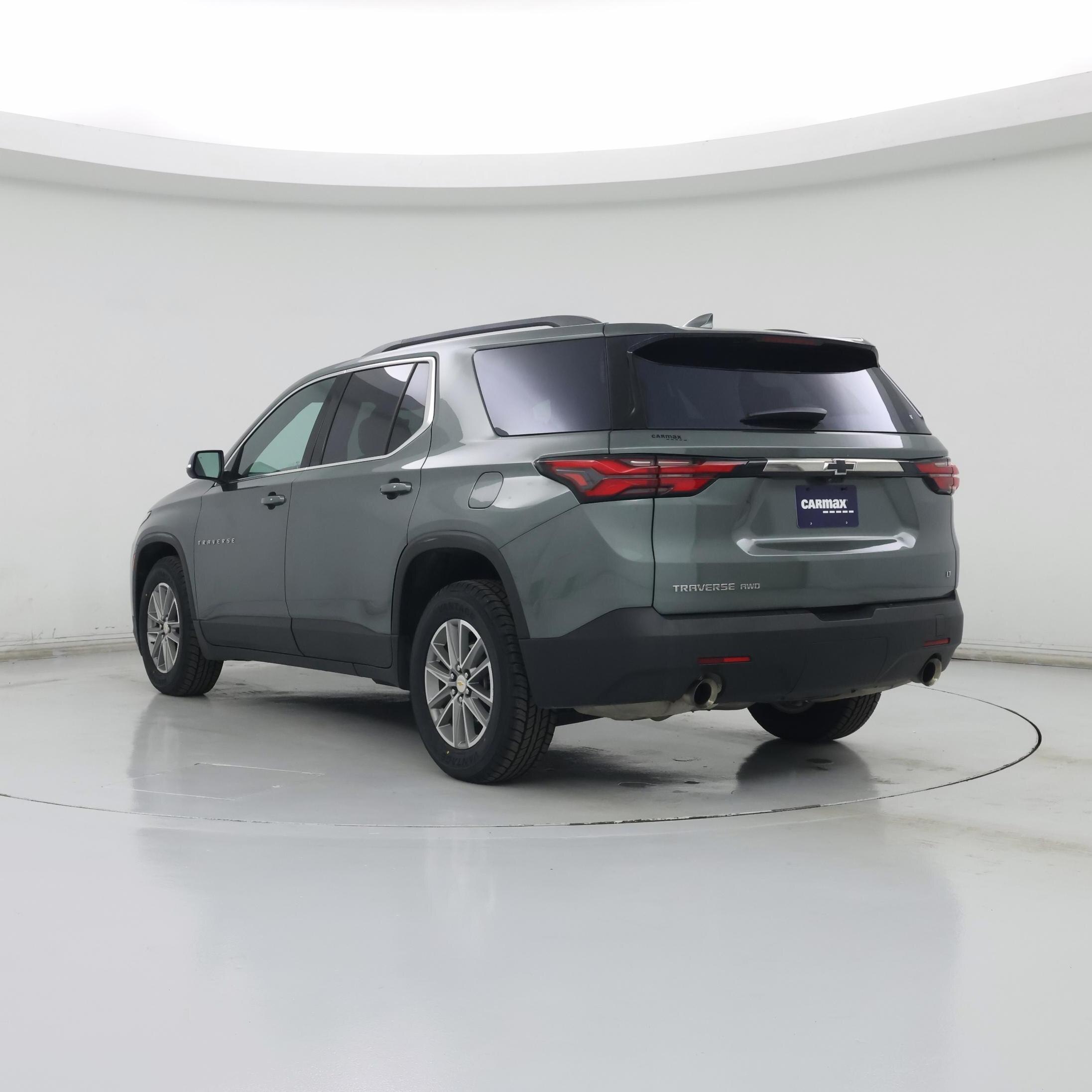 Thumbnail: 2023 Chevrolet Traverse - 2