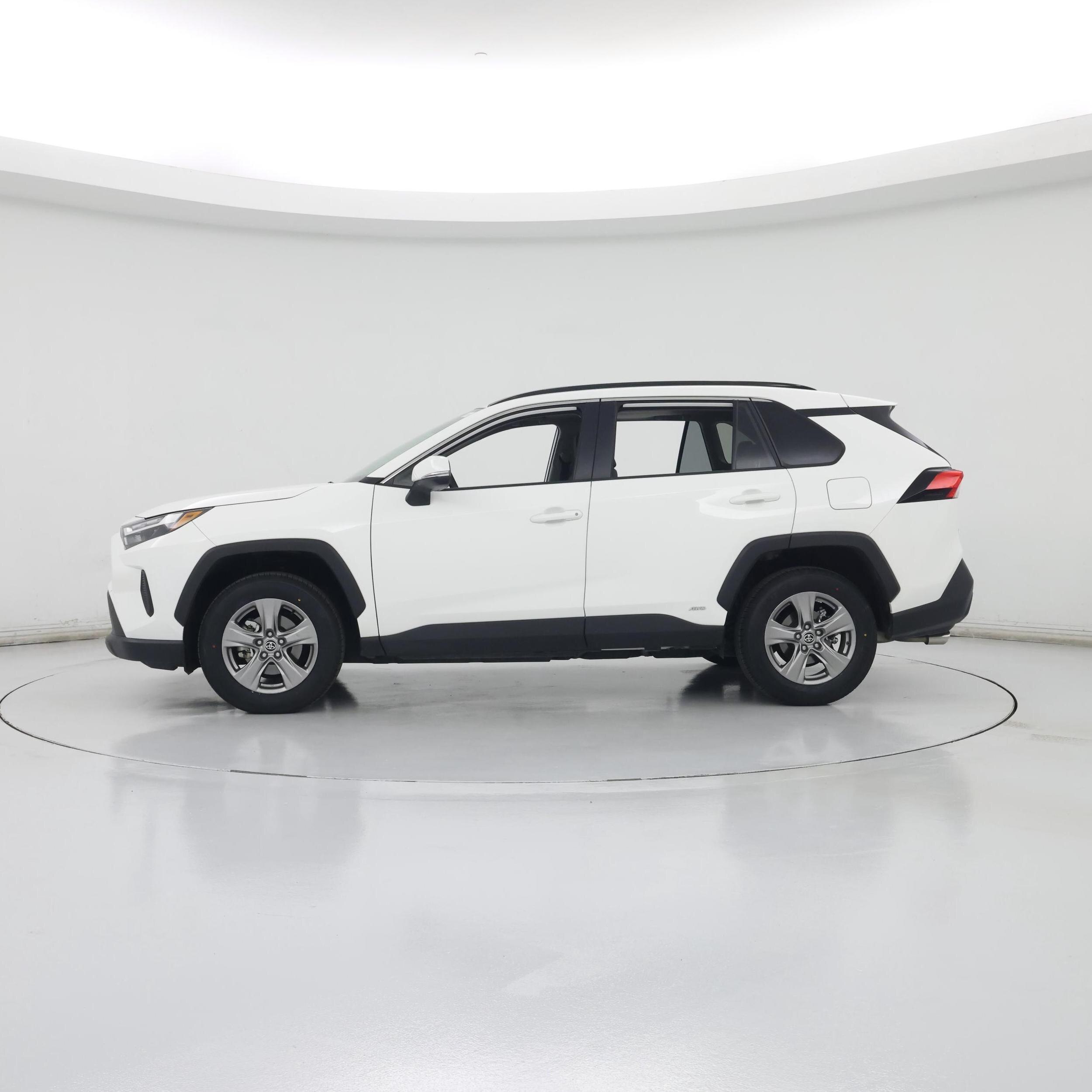 Thumbnail: 2025 Toyota RAV4 - 3