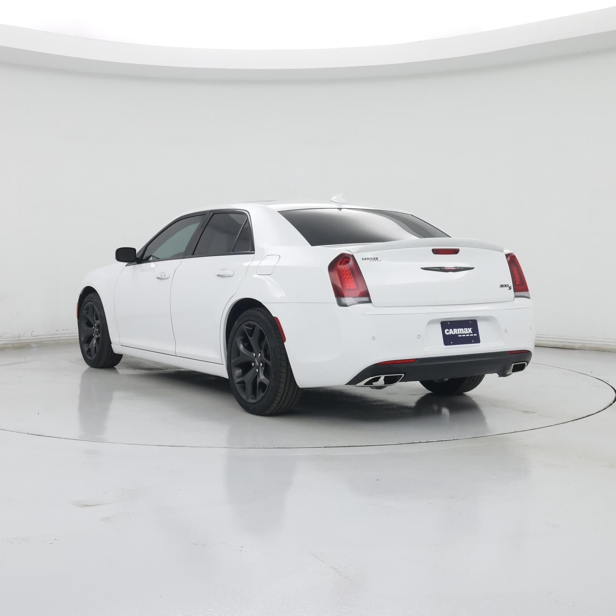 Thumbnail: 2022 Chrysler 300 - 2