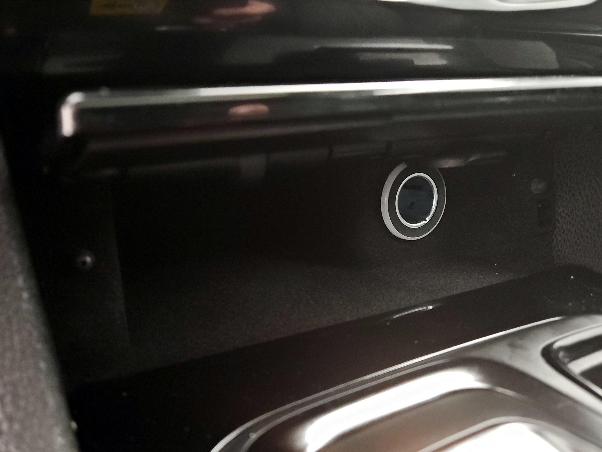 Thumbnail: 2022 Chrysler 300 - 19