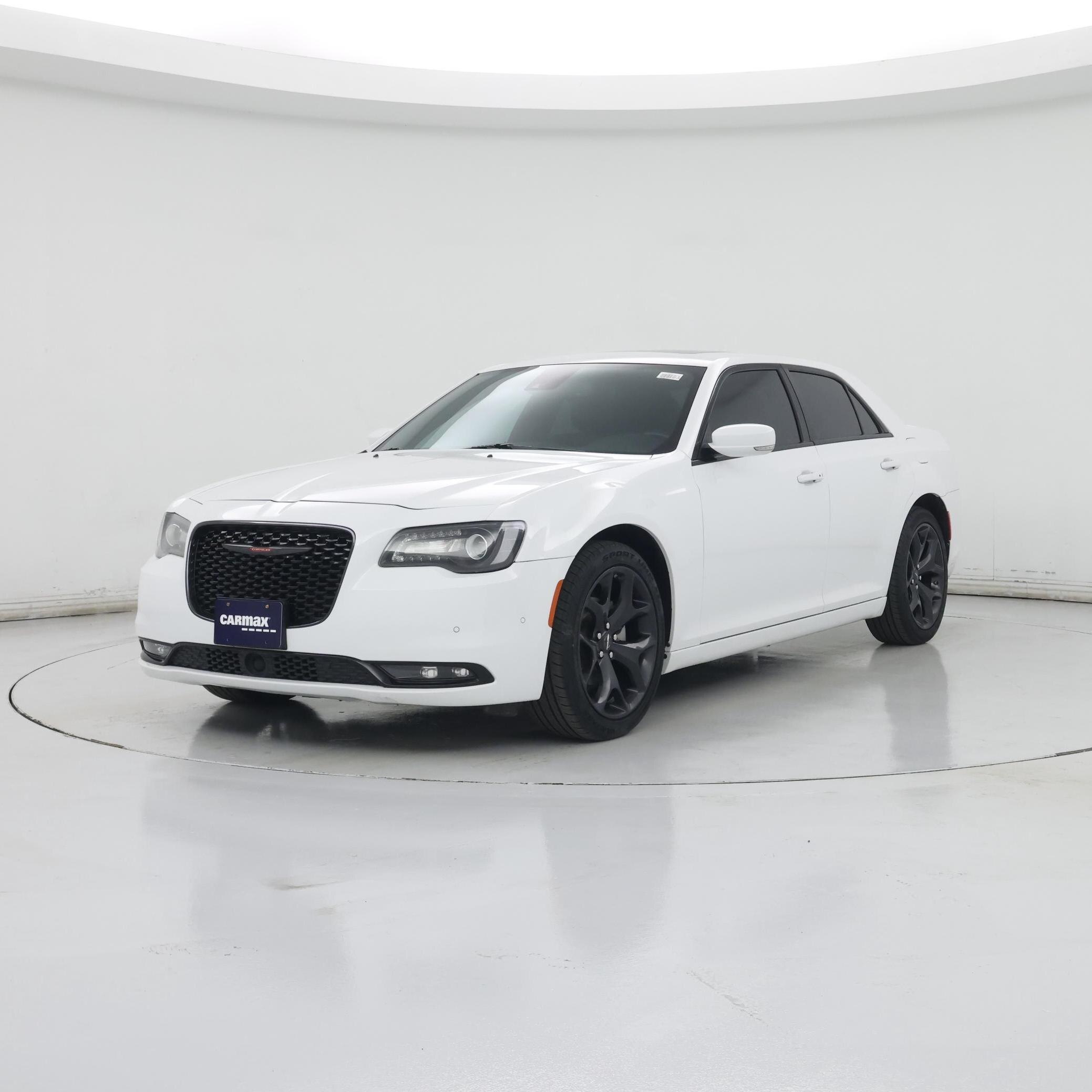 Thumbnail: 2022 Chrysler 300 - 4
