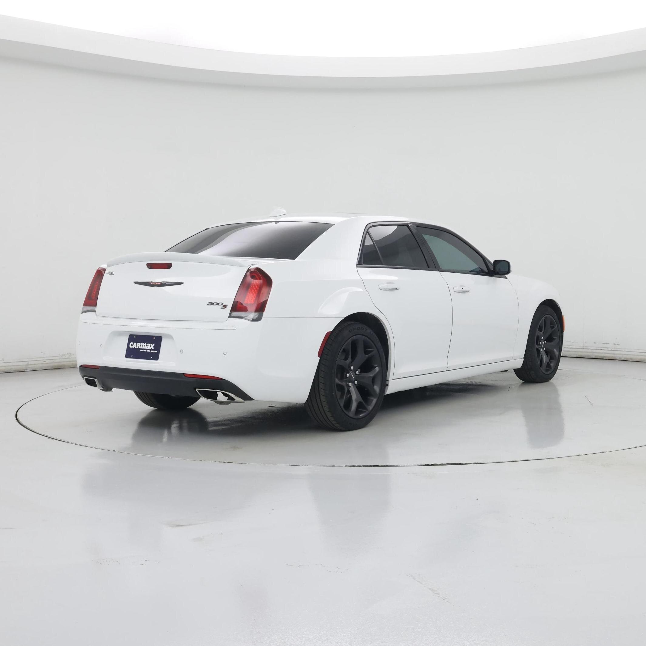 Thumbnail: 2022 Chrysler 300 - 8