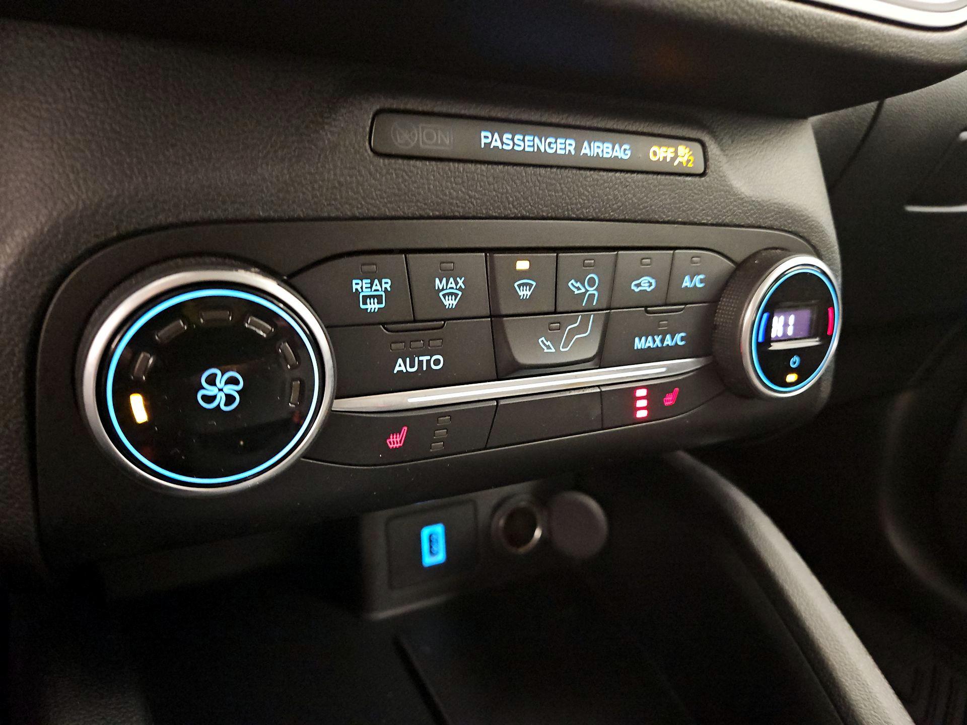 Thumbnail: 2020 Ford Escape - 16