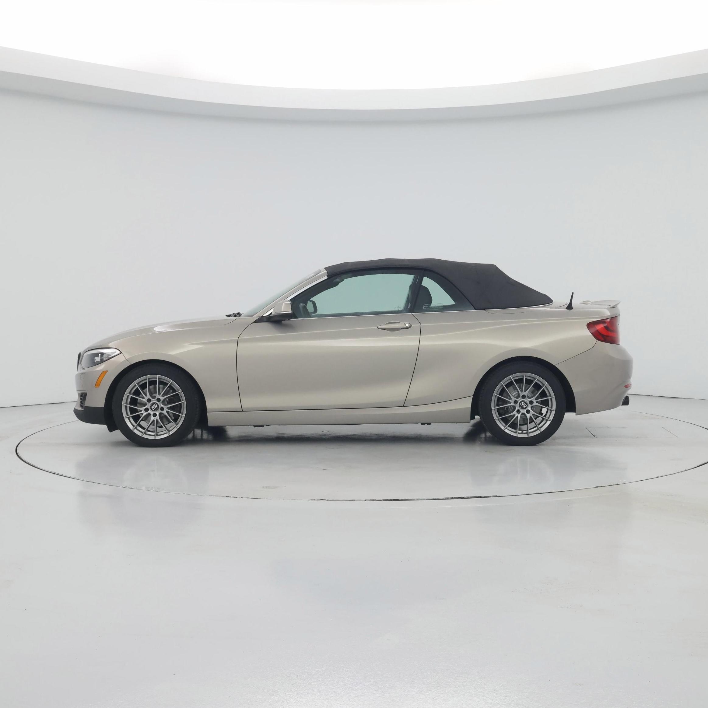 Thumbnail: 2015 BMW 2 Series - 3