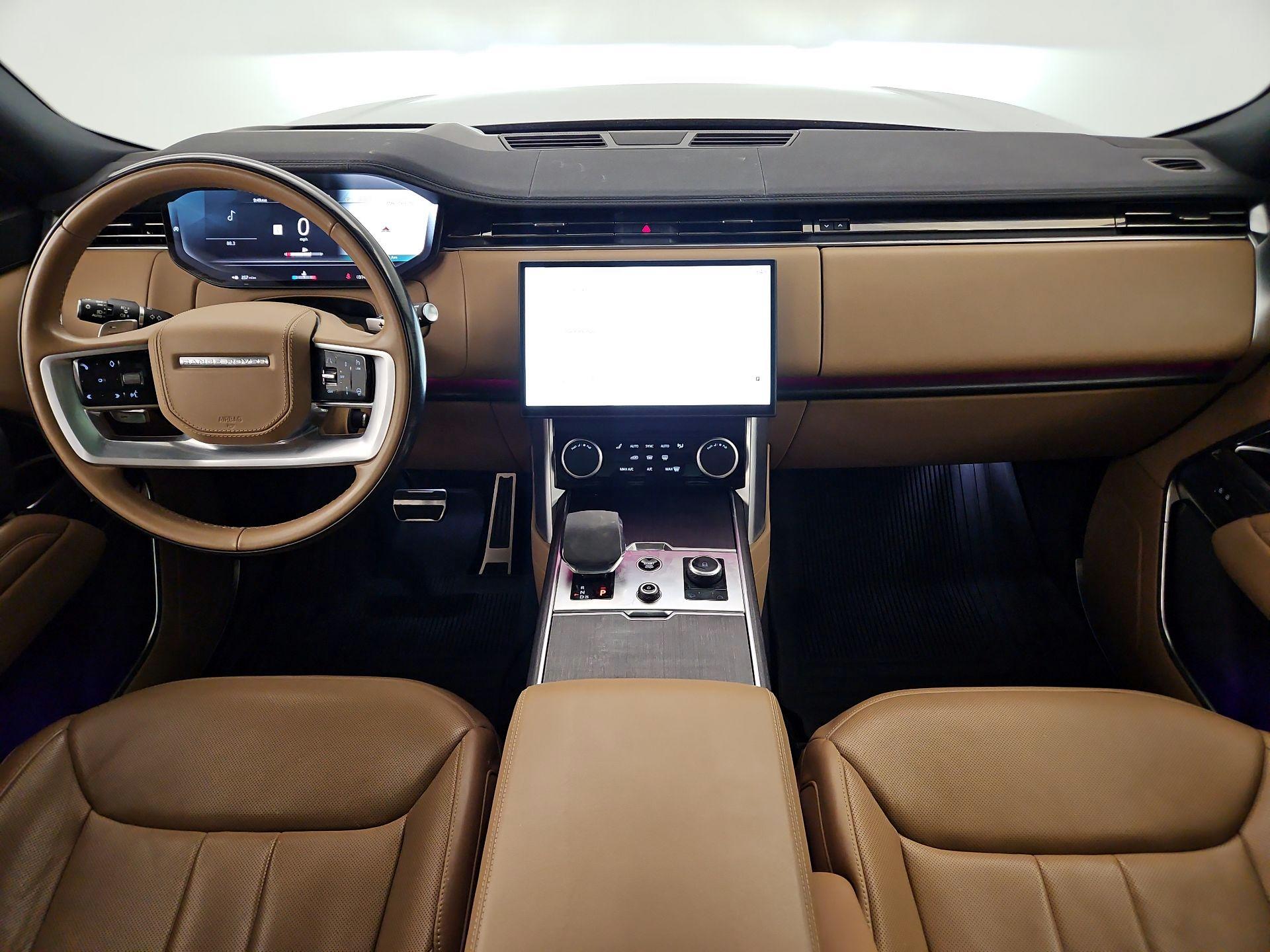 Thumbnail: 2023 Land Rover Range Rover - 9