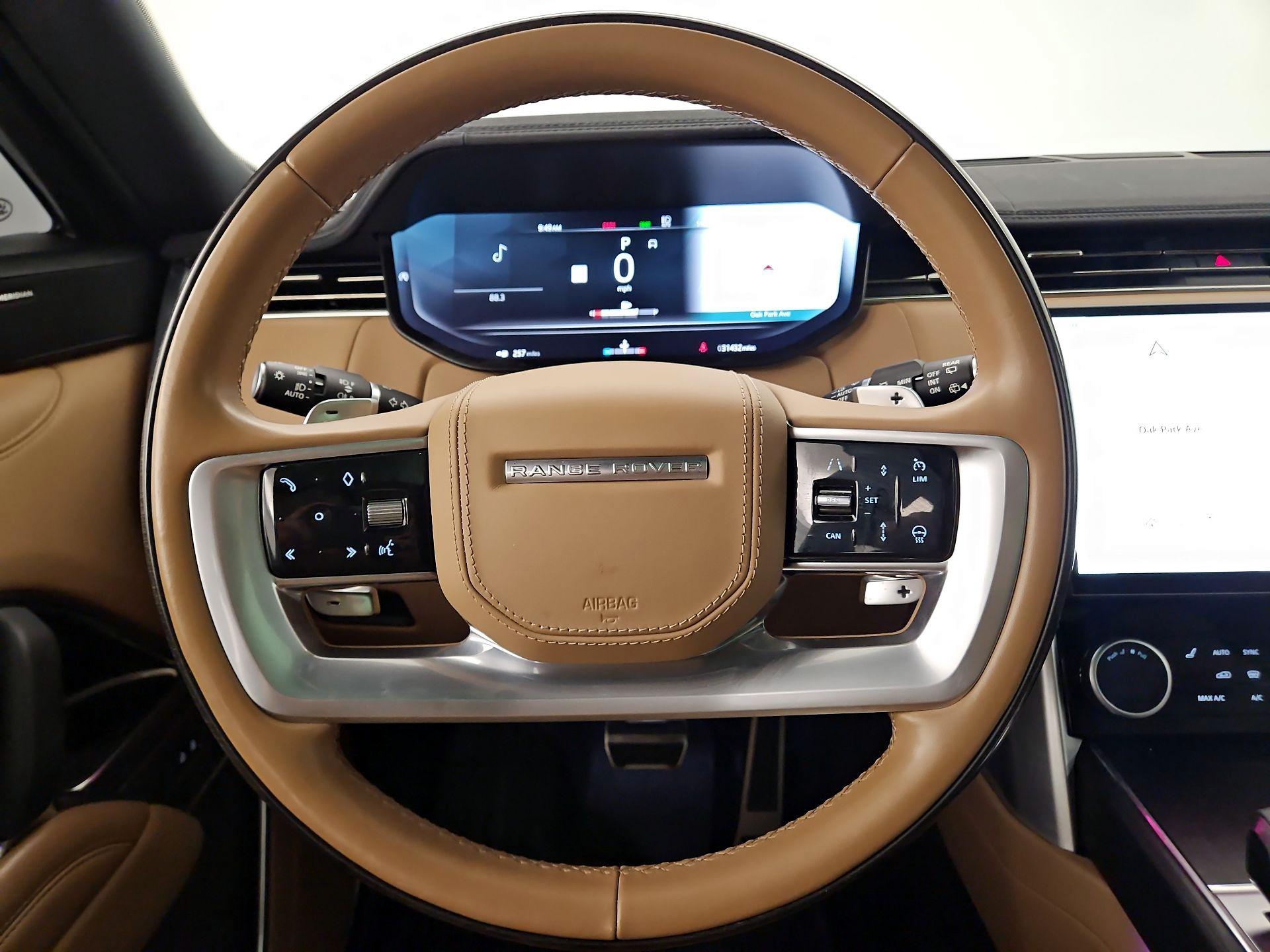 Thumbnail: 2023 Land Rover Range Rover - 10