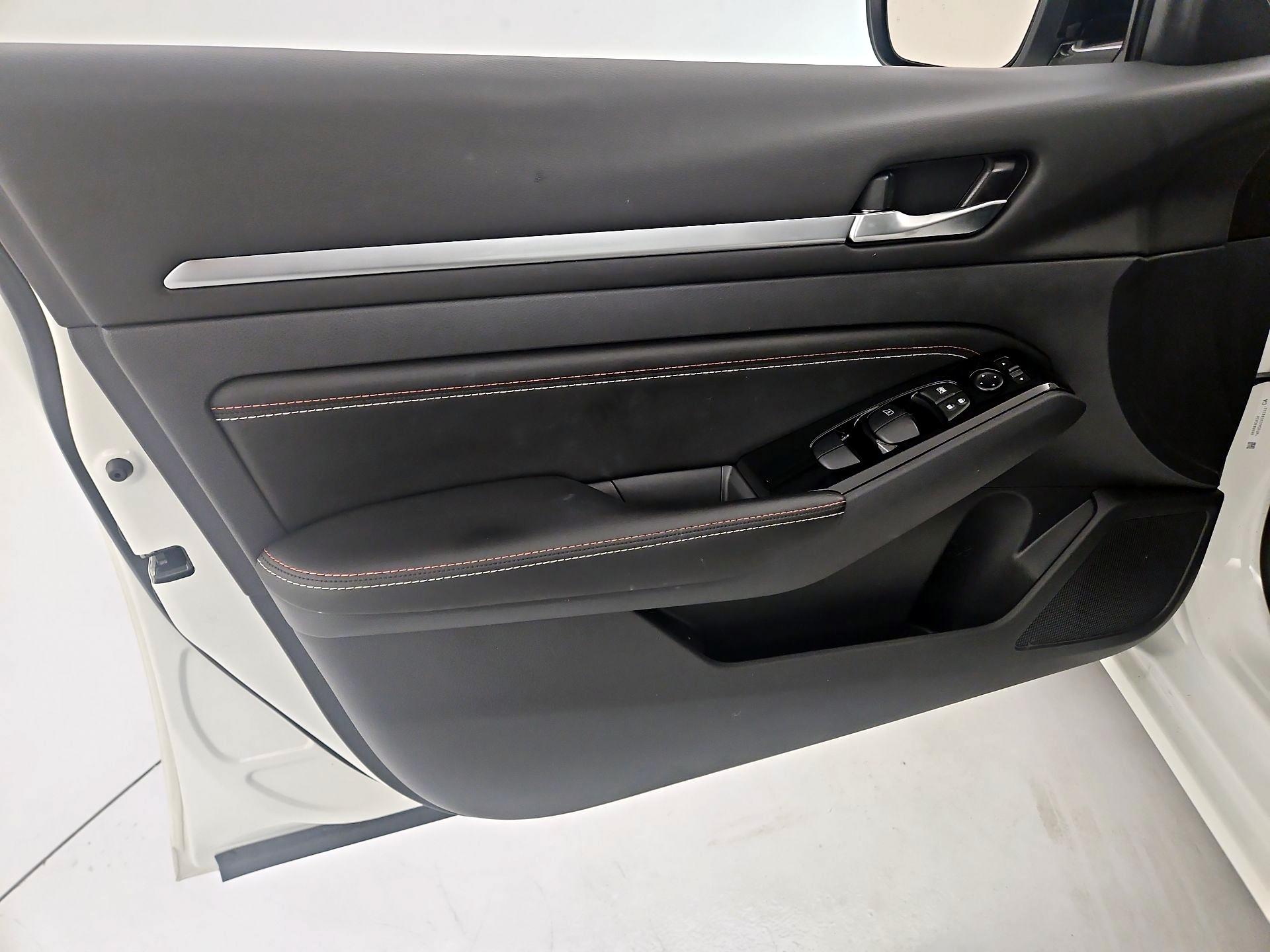 Thumbnail: 2023 Nissan Altima - 12