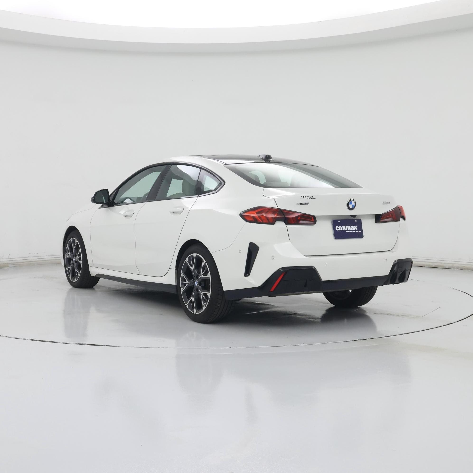 Thumbnail: 2025 BMW 2 Series - 2