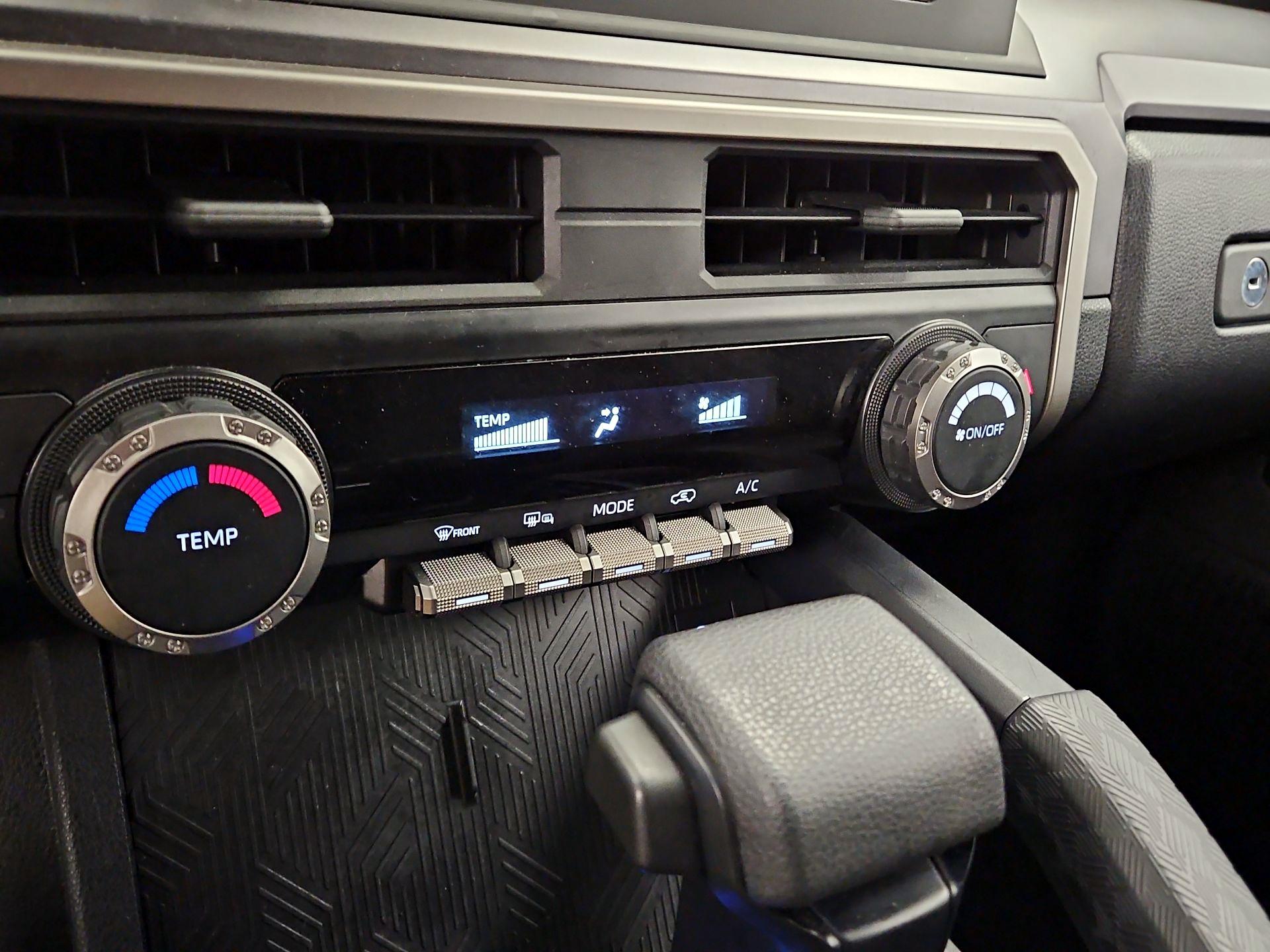 Thumbnail: 2025 Toyota 4Runner - 16