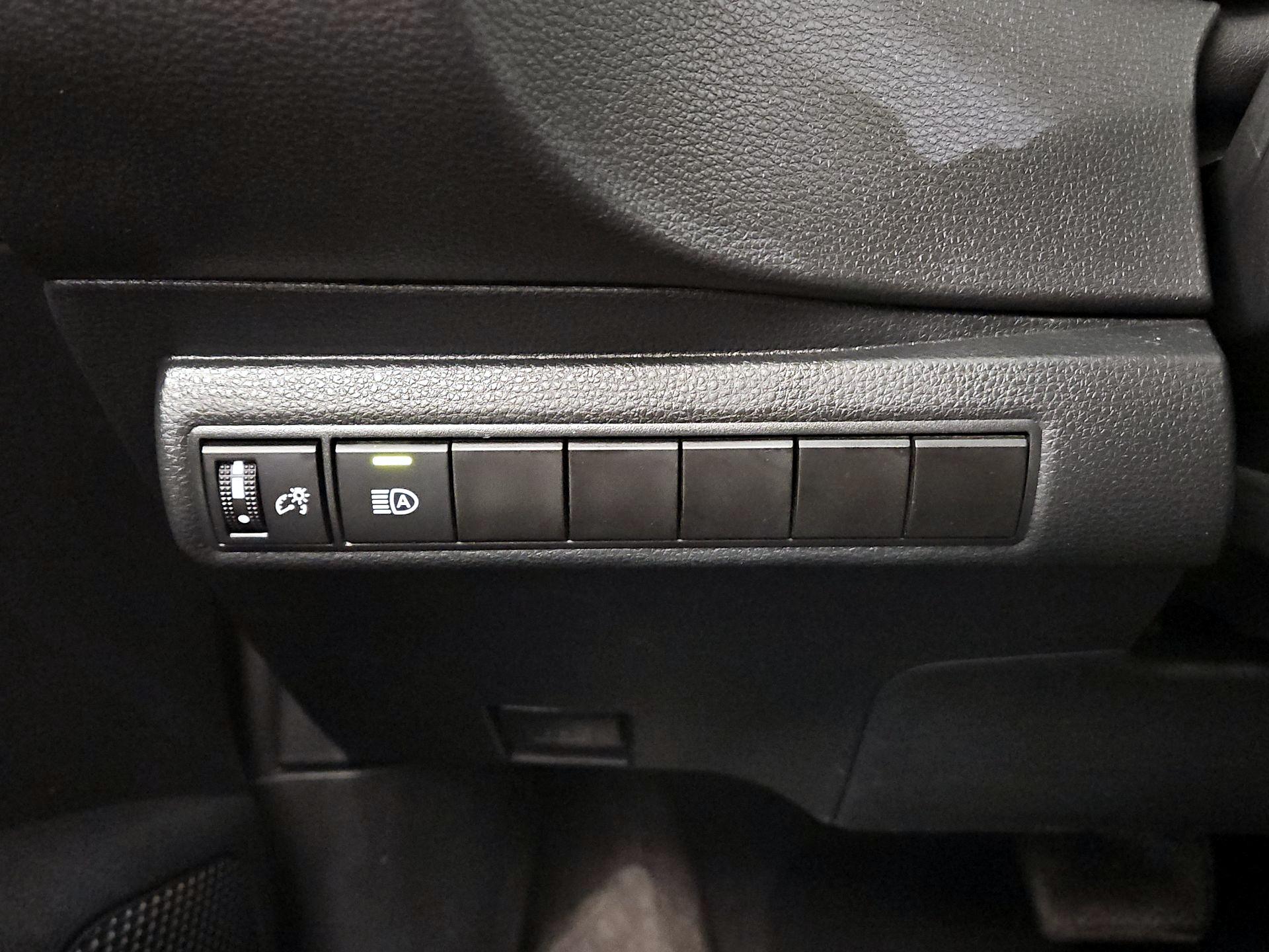 Thumbnail: 2024 Toyota Corolla - 13