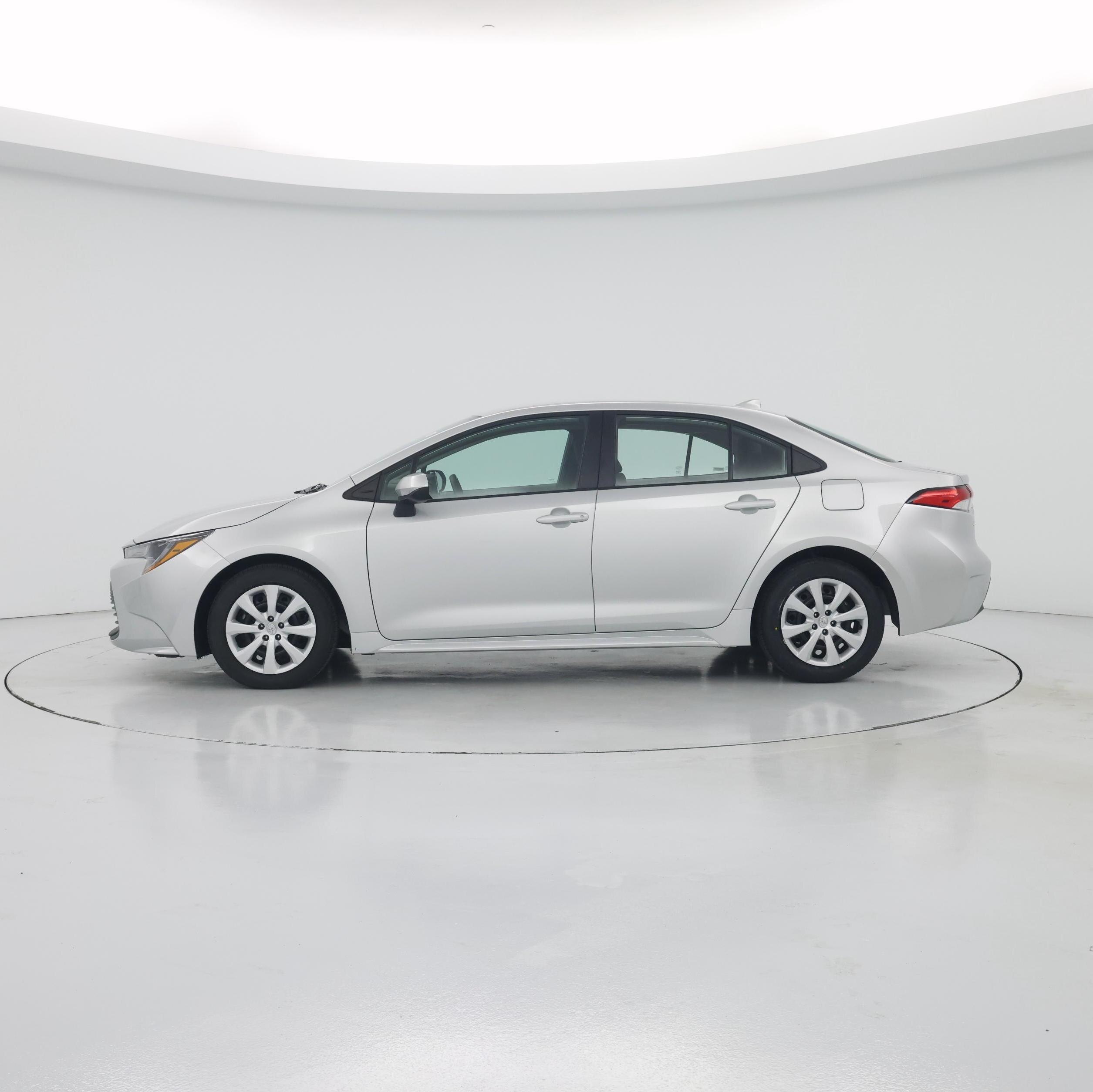 Thumbnail: 2024 Toyota Corolla - 3