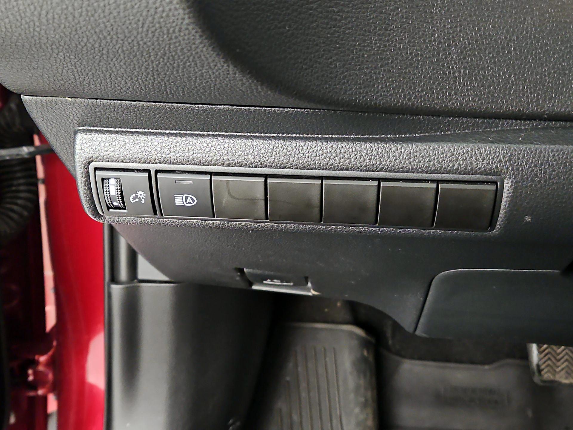 Thumbnail: 2022 Toyota Corolla - 13