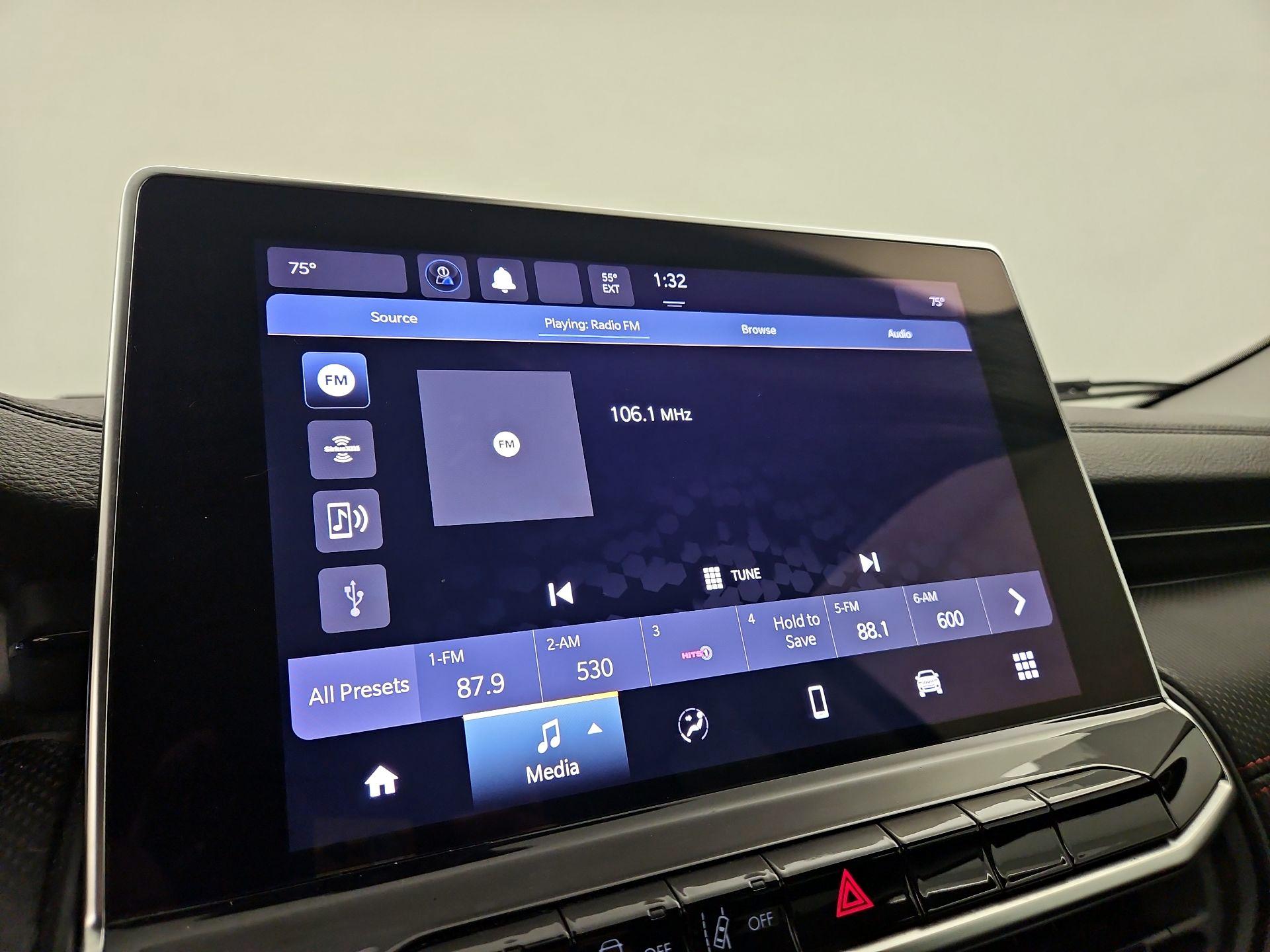 Thumbnail: 2022 Jeep Compass - 15