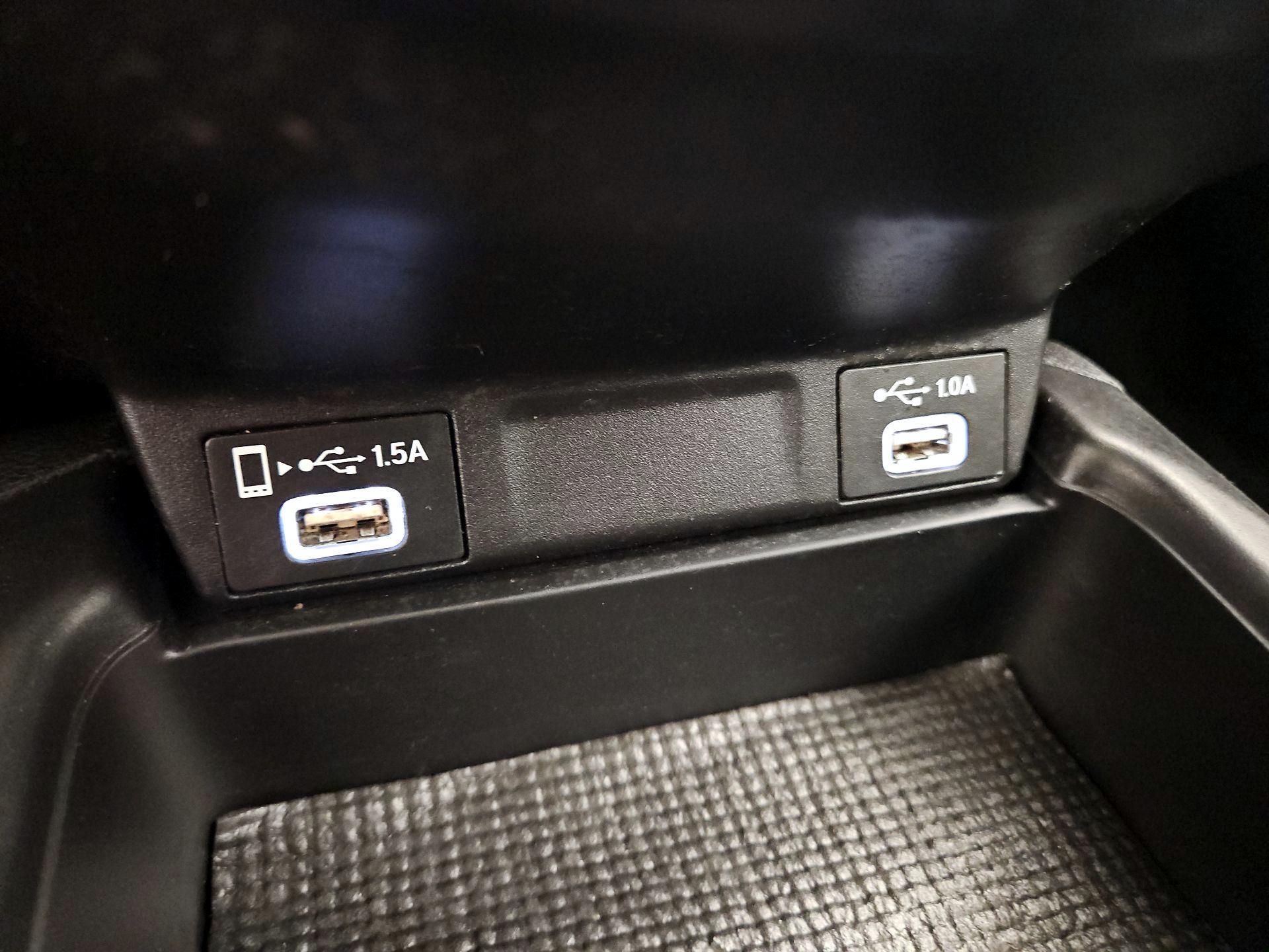 Thumbnail: 2021 Honda CR-V - 18