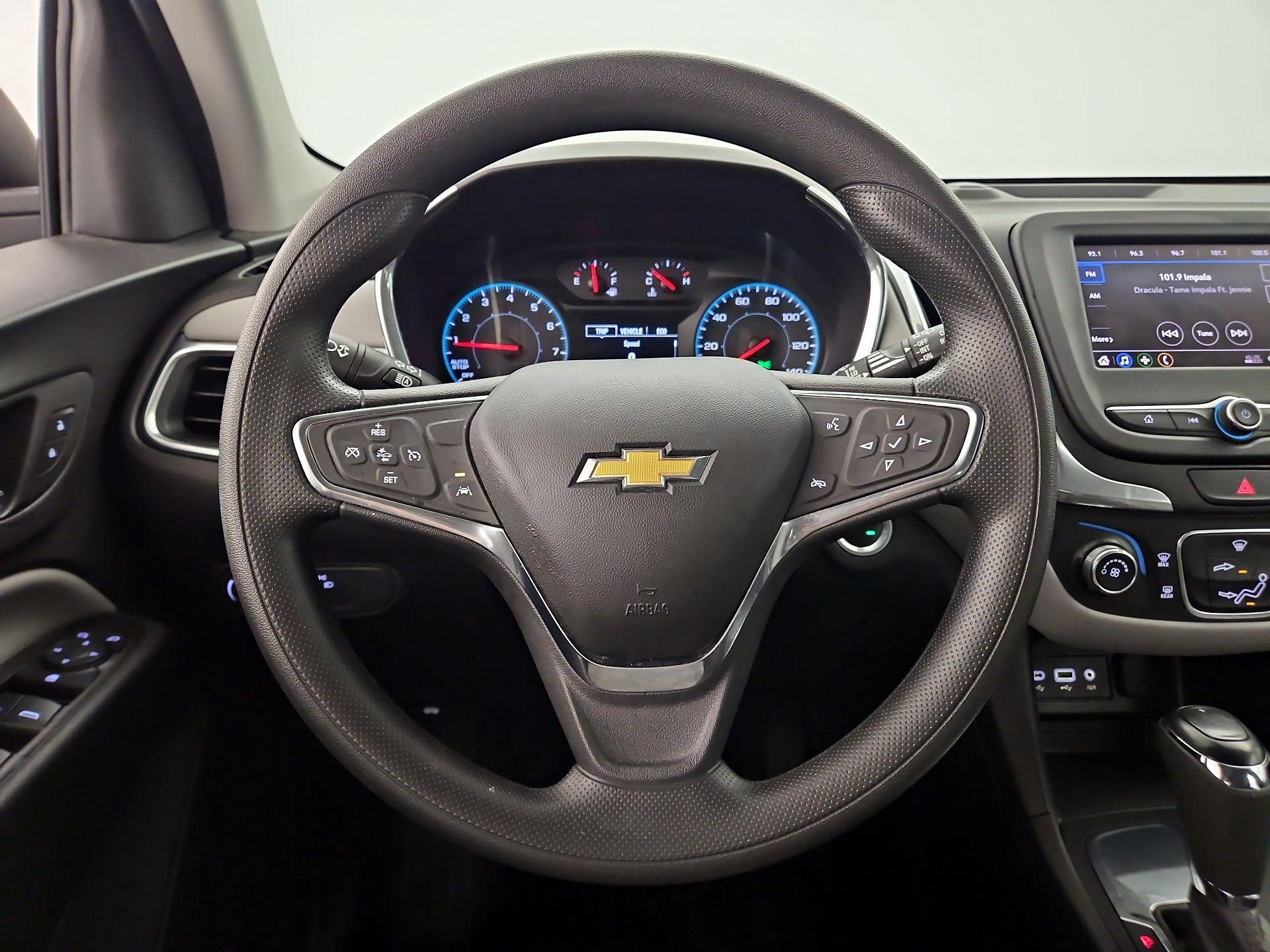Thumbnail: 2021 Chevrolet Equinox - 10