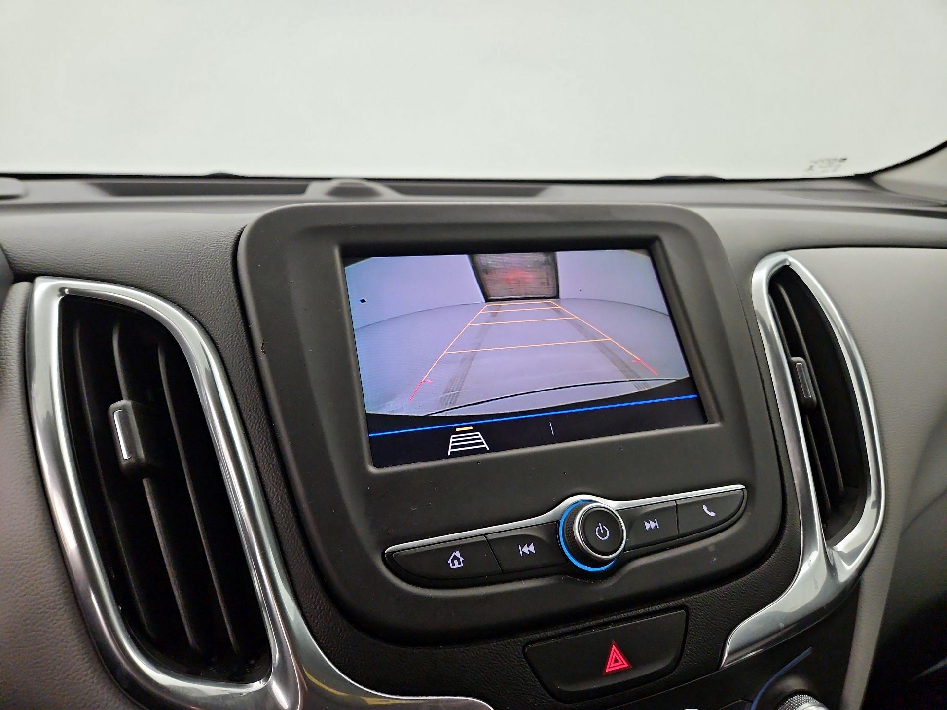 Thumbnail: 2021 Chevrolet Equinox - 14