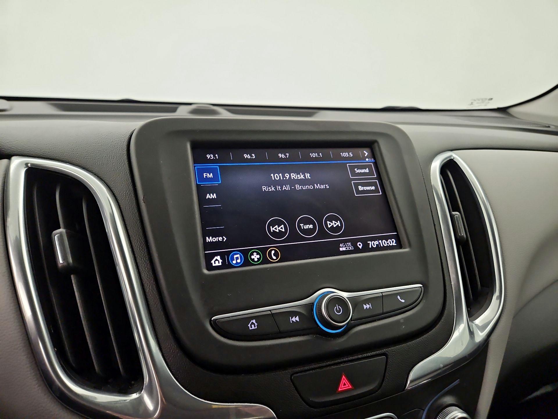 Thumbnail: 2021 Chevrolet Equinox - 15