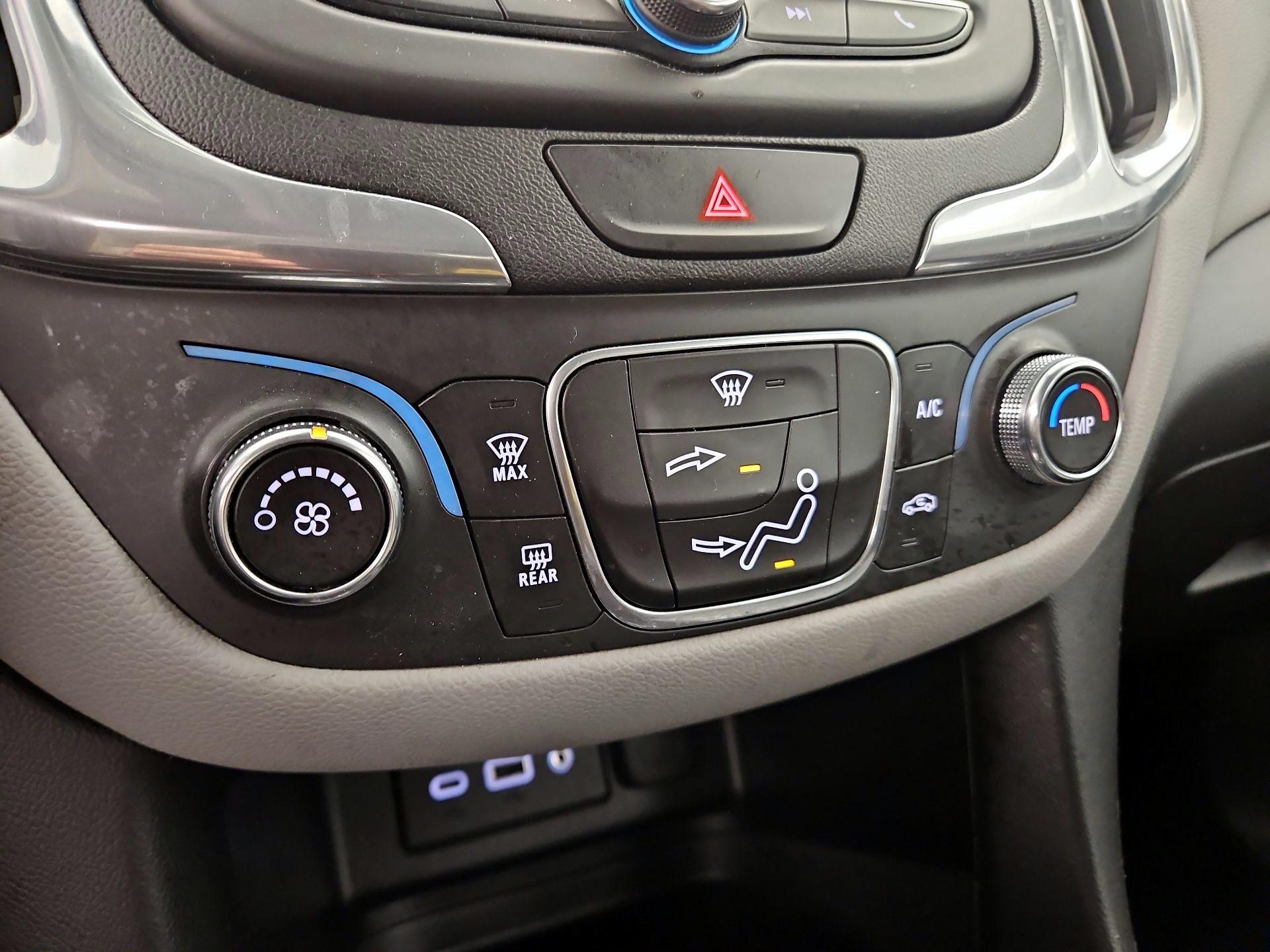 Thumbnail: 2021 Chevrolet Equinox - 16