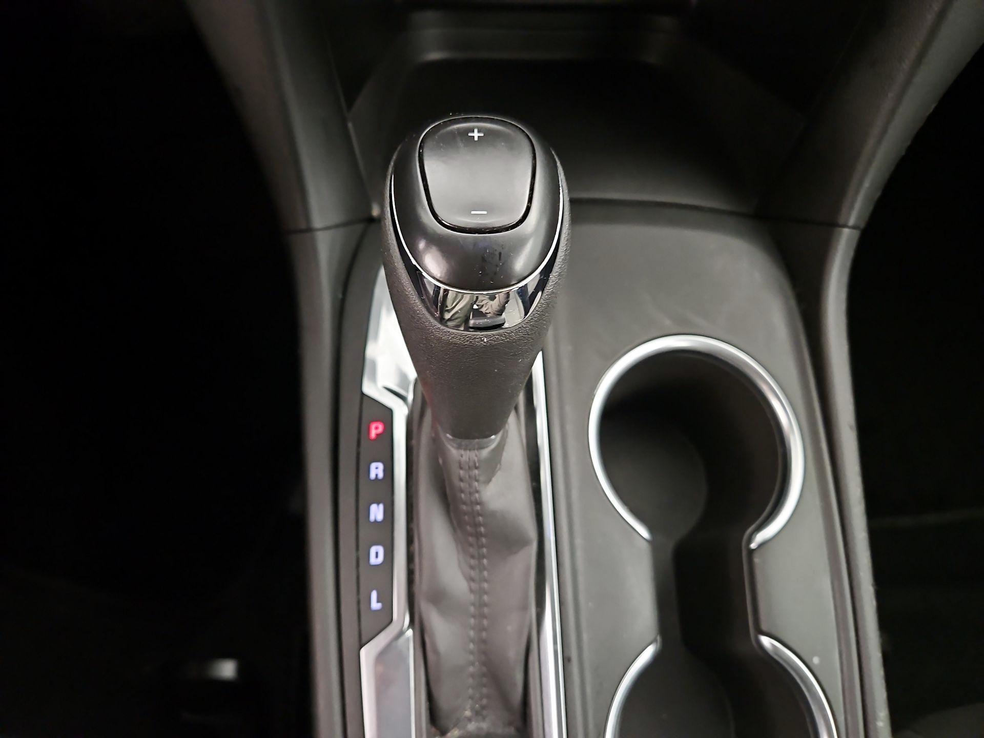 Thumbnail: 2021 Chevrolet Equinox - 17