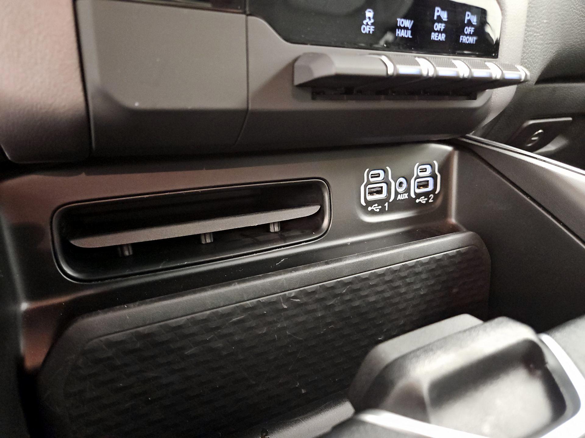 Thumbnail: 2022 RAM 1500 - 18