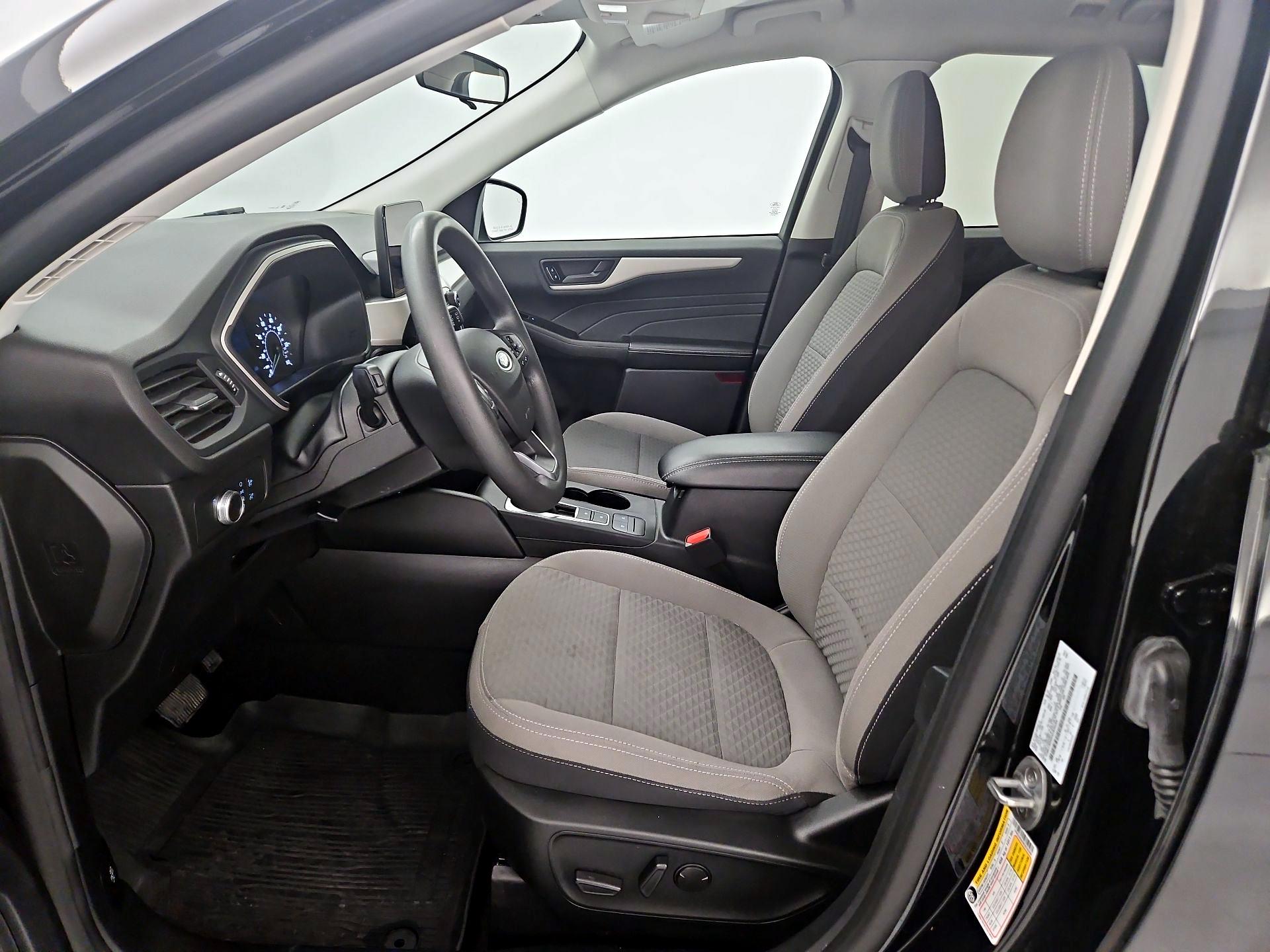 Thumbnail: 2022 Ford Escape - 11