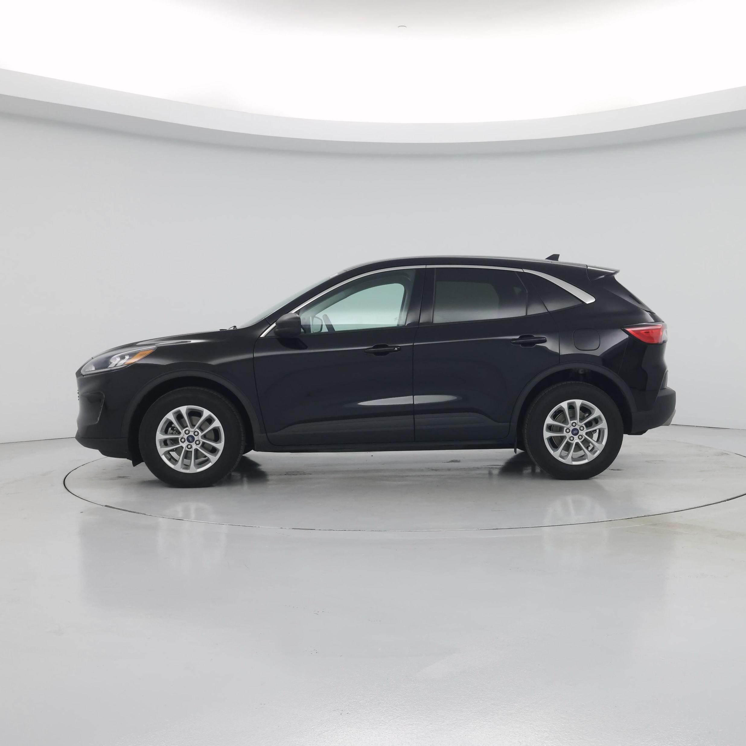 Thumbnail: 2022 Ford Escape - 3