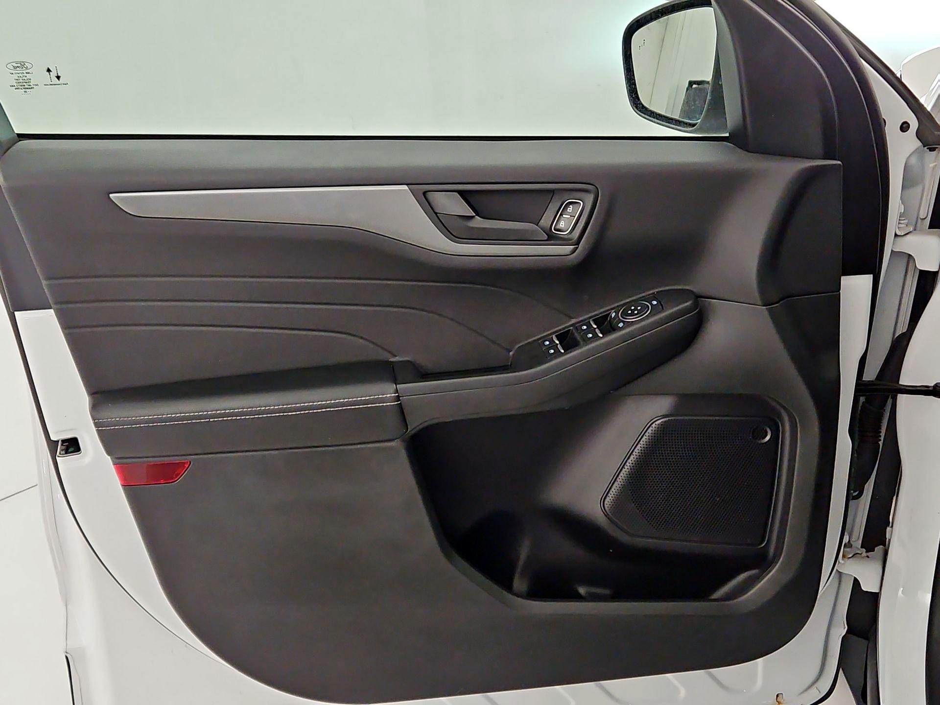 Thumbnail: 2023 Ford Escape - 12