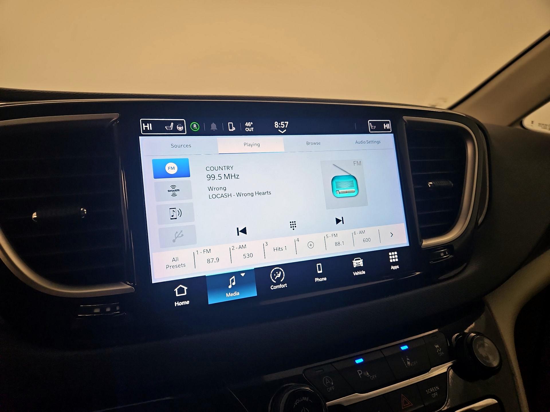 Thumbnail: 2023 Chrysler Pacifica - 15