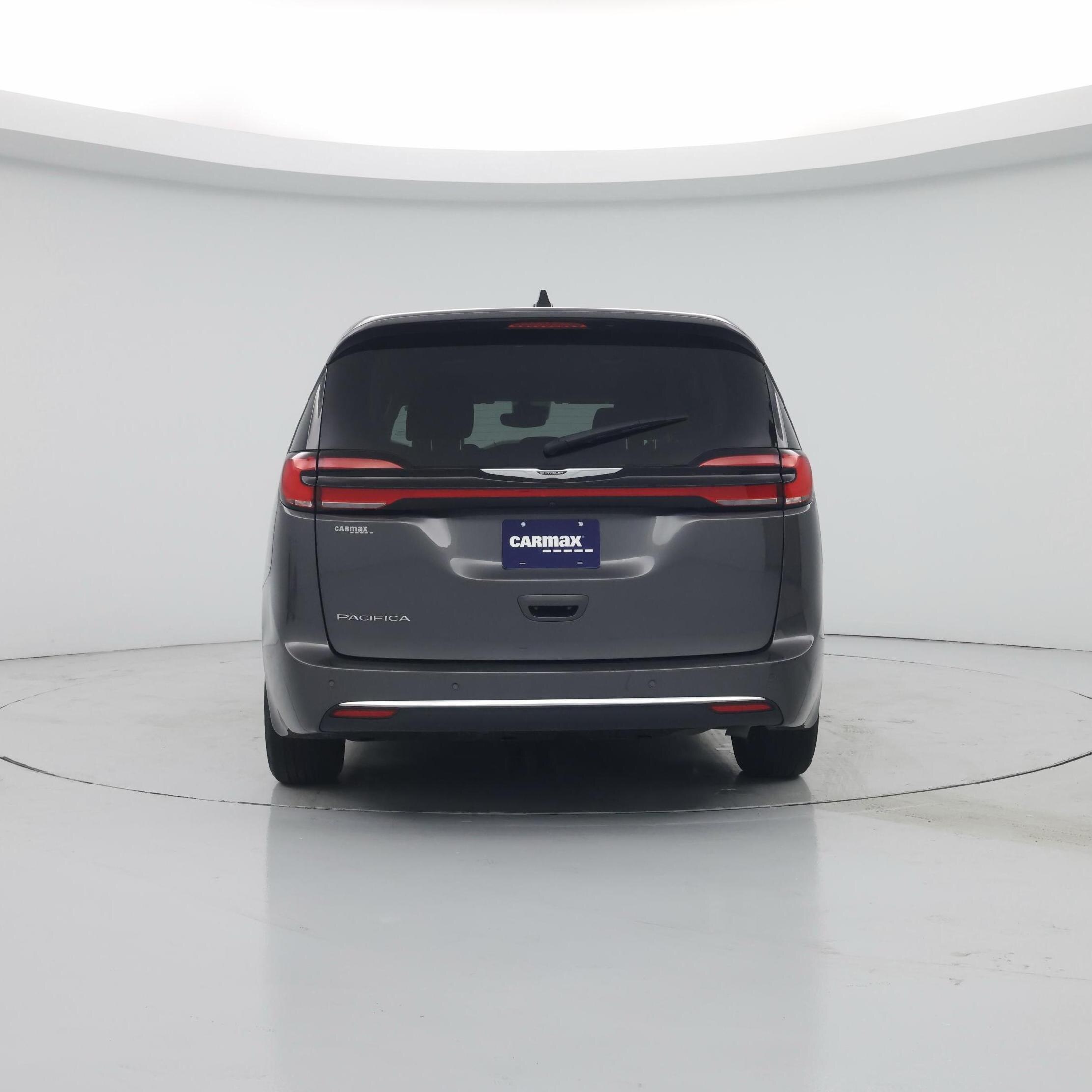 Thumbnail: 2023 Chrysler Pacifica - 6