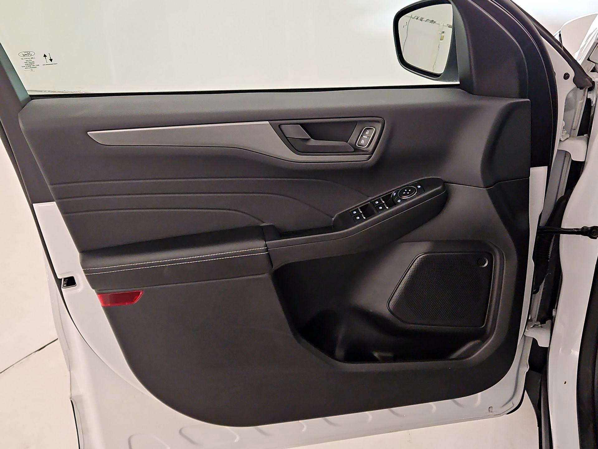 Thumbnail: 2023 Ford Escape - 12