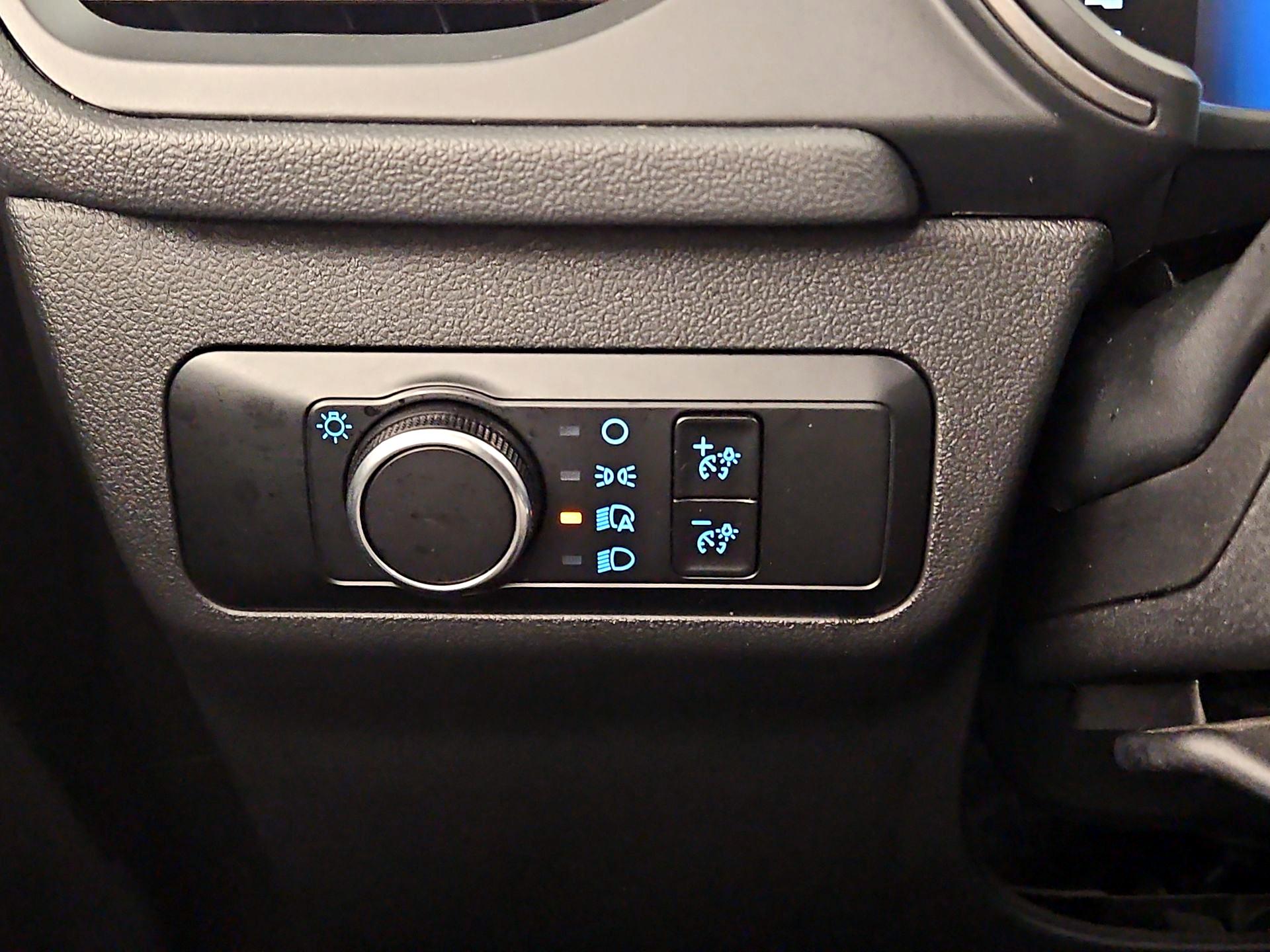 Thumbnail: 2023 Ford Escape - 13