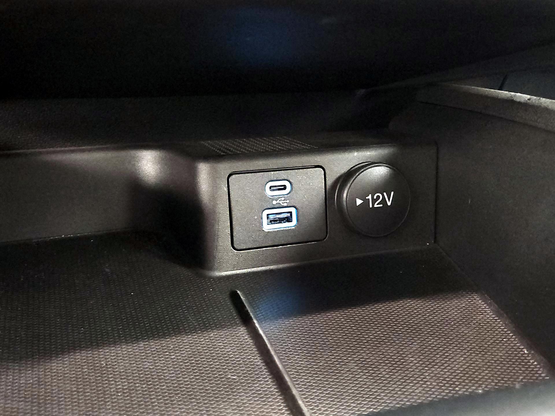 Thumbnail: 2023 Ford Escape - 18