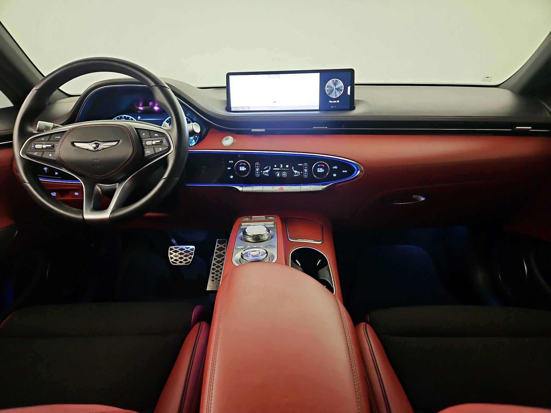 Thumbnail: 2023 Genesis GV70 - 8