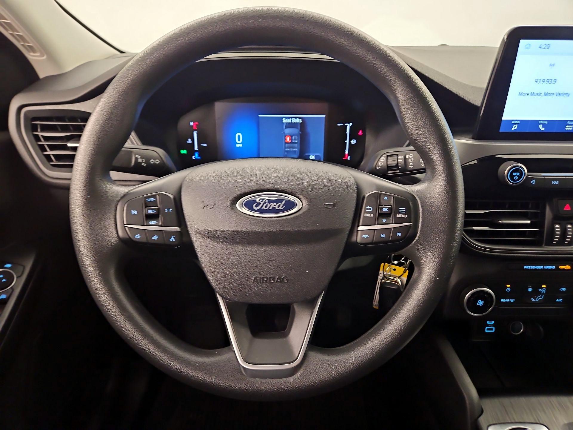 Thumbnail: 2023 Ford Escape - 10