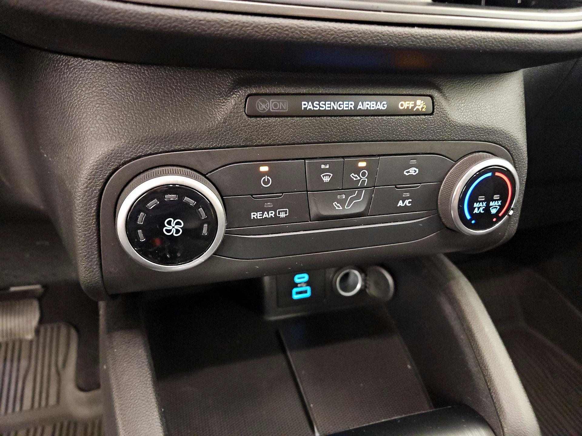 Thumbnail: 2023 Ford Escape - 16