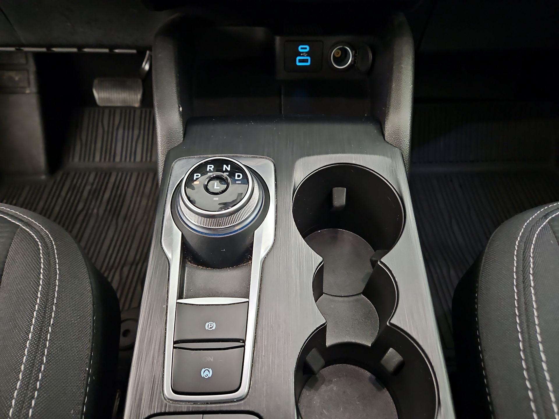 Thumbnail: 2023 Ford Escape - 17