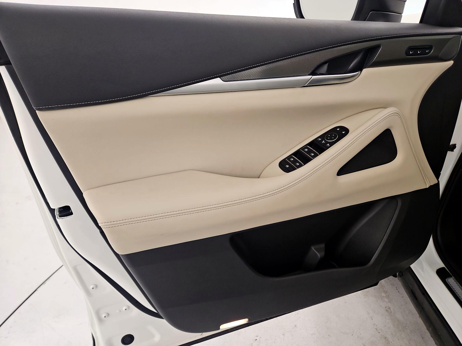 Thumbnail: 2023 INFINITI QX60 - 12