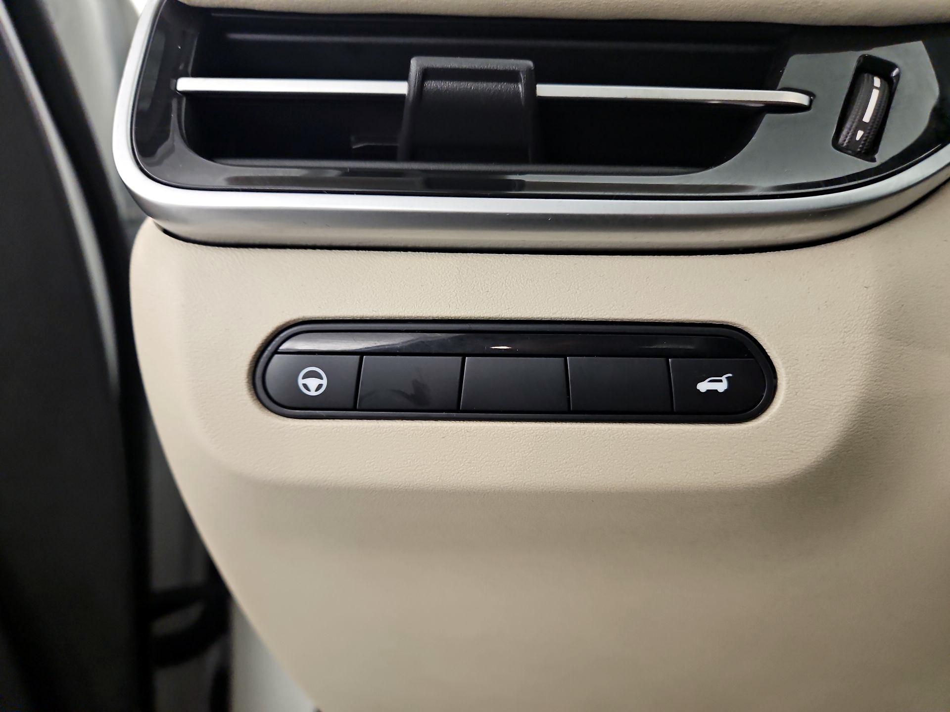 Thumbnail: 2023 INFINITI QX60 - 13