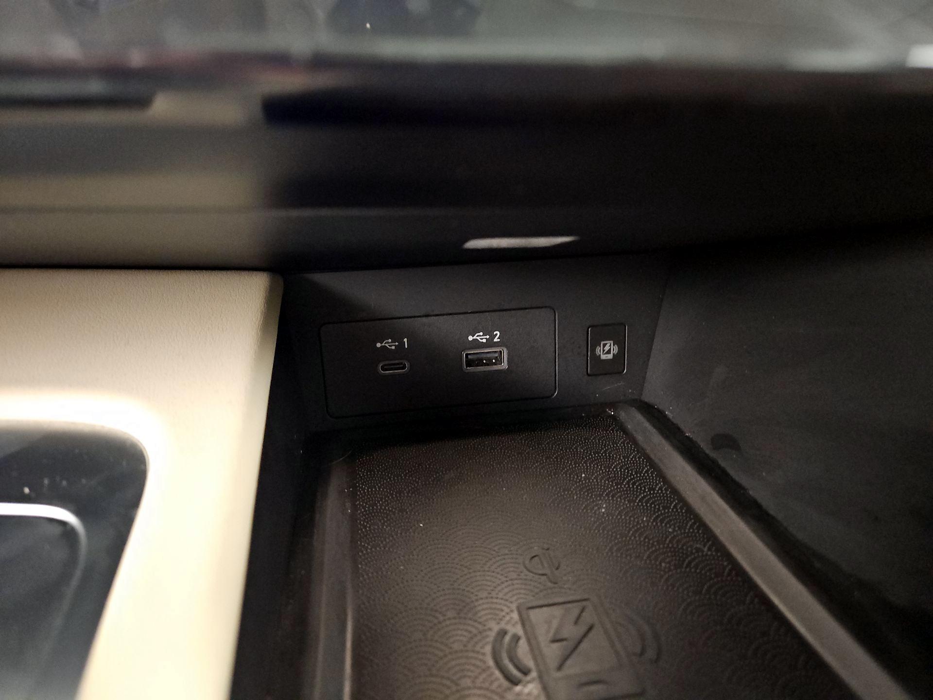 Thumbnail: 2023 INFINITI QX60 - 18