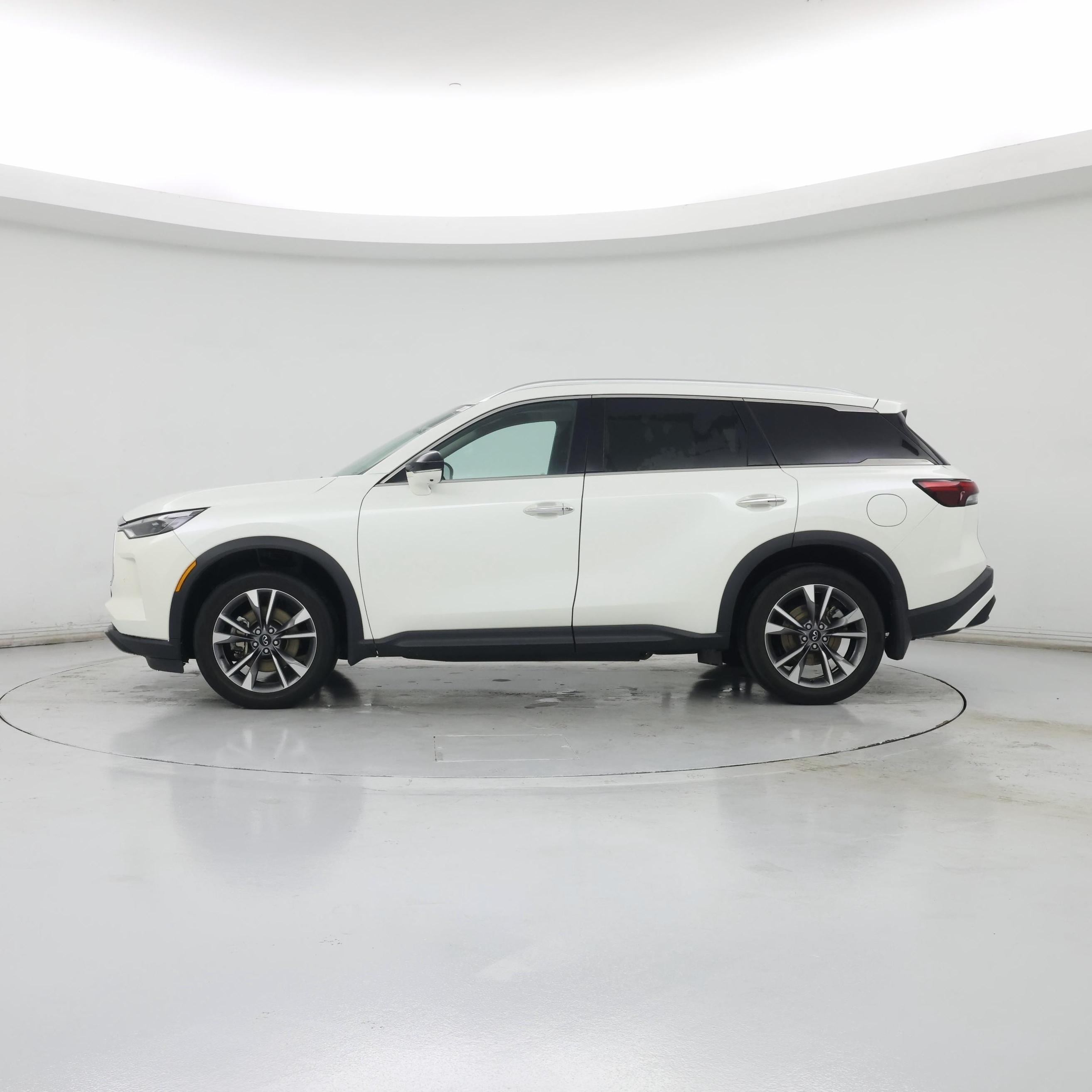 Thumbnail: 2023 INFINITI QX60 - 3